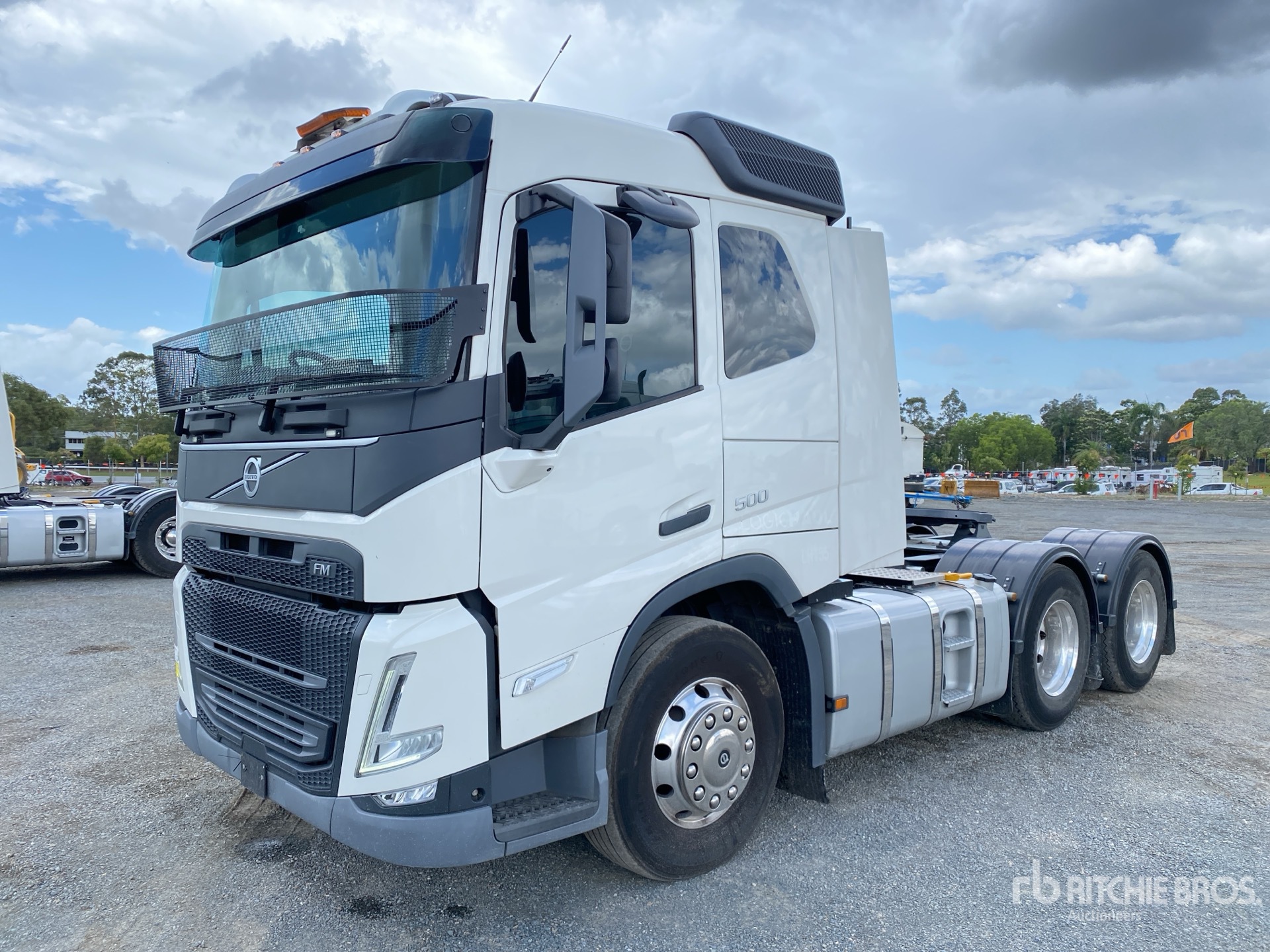 Aspect général with Image, coin avant droit