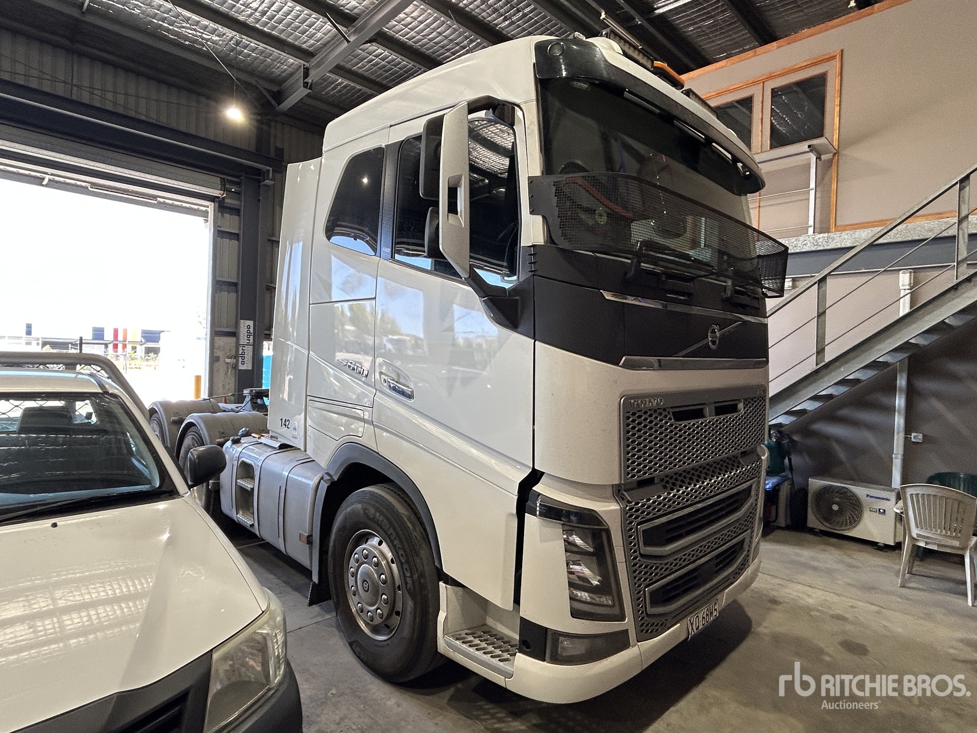 General Appearance with Picture, Left Front Corner