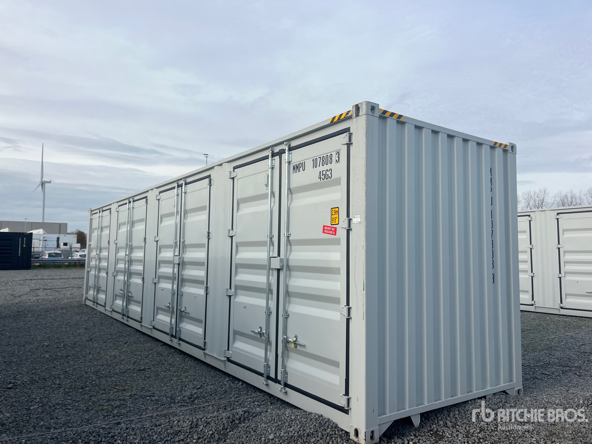 Aspect général with Image, coin arrière gauche