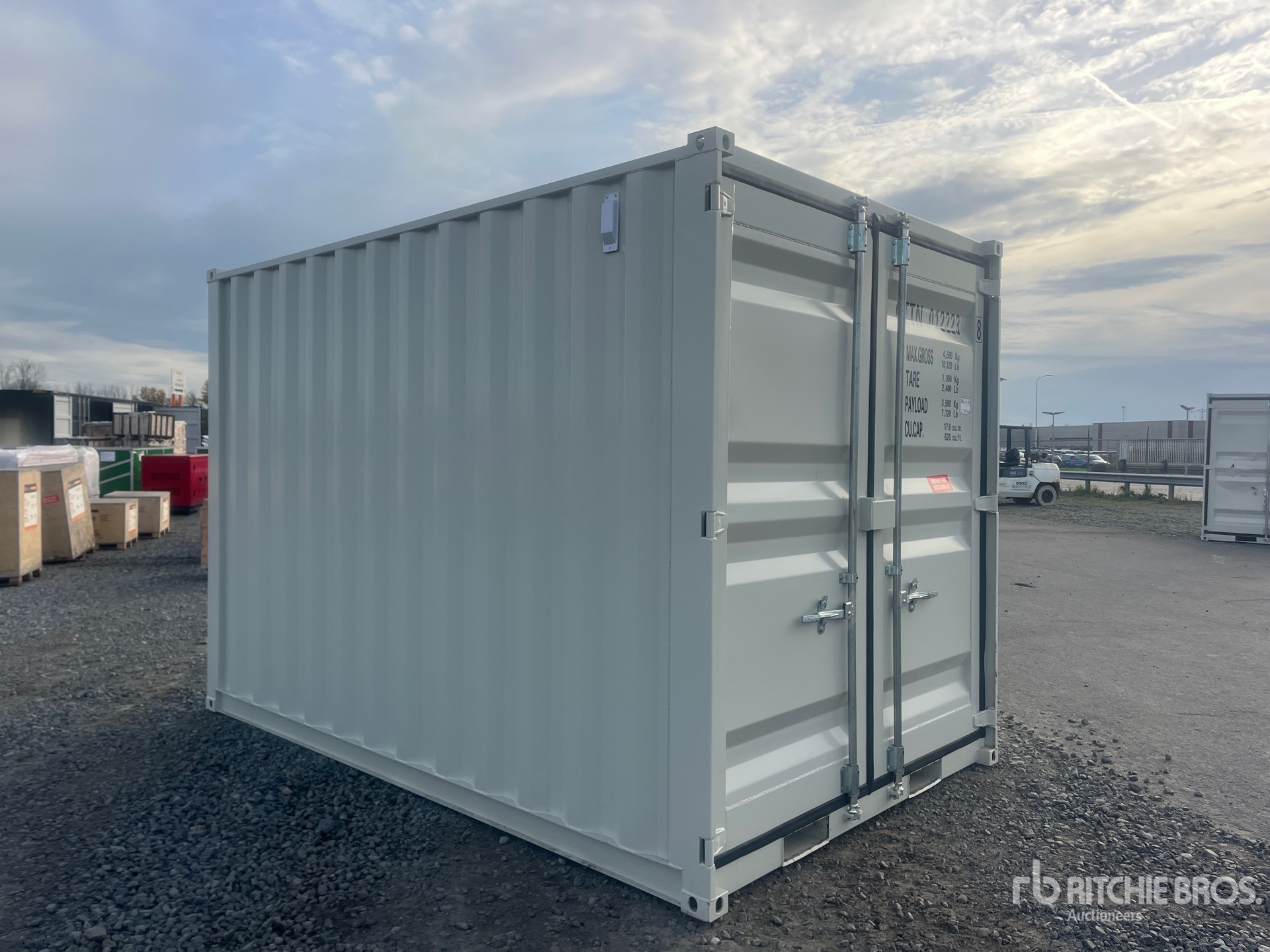 General Appearance with Picture, Right Front Corner