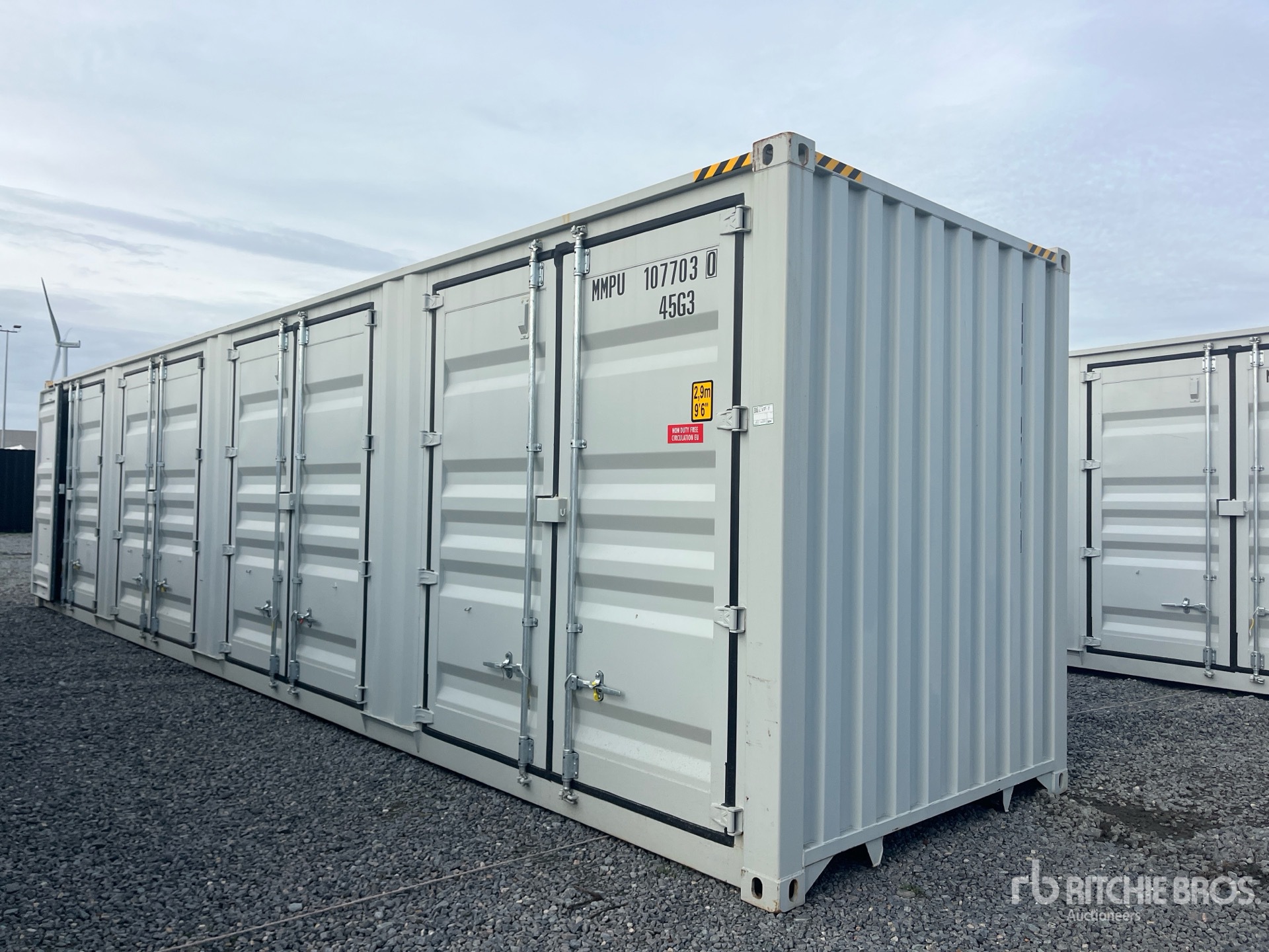 Aspect général with Image, coin arrière gauche