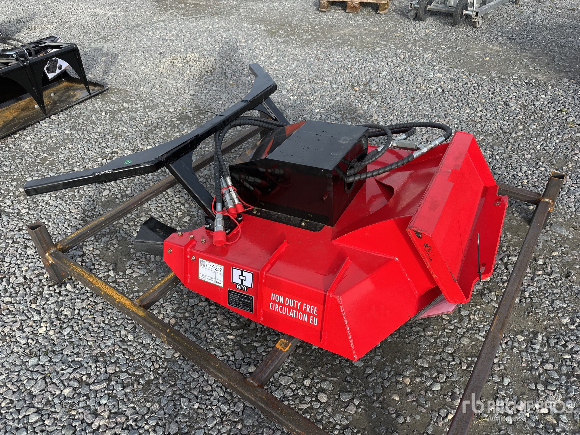 General Appearance with Picture, Right Front Corner