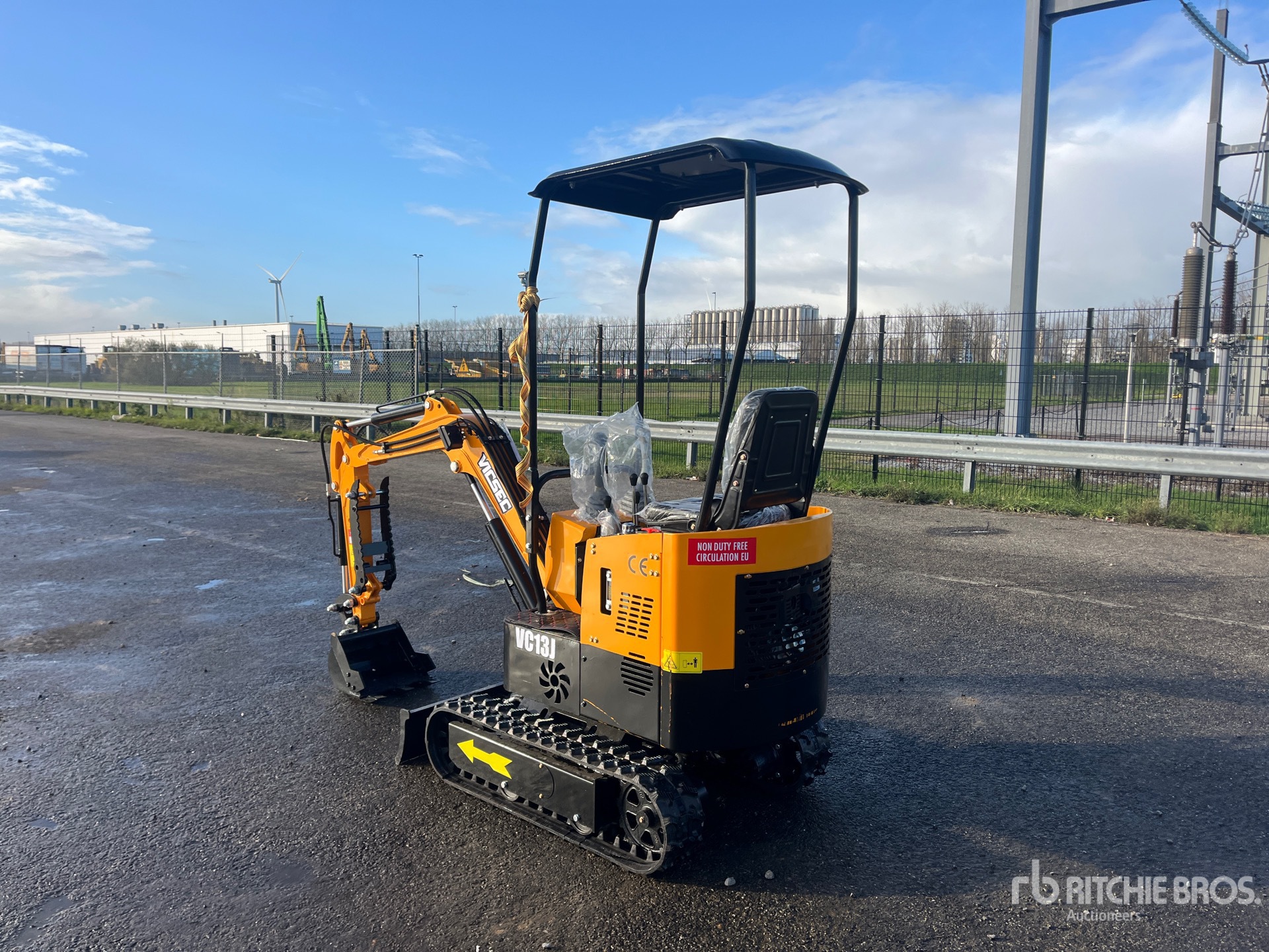 General Appearance with Picture, Left Rear Corner