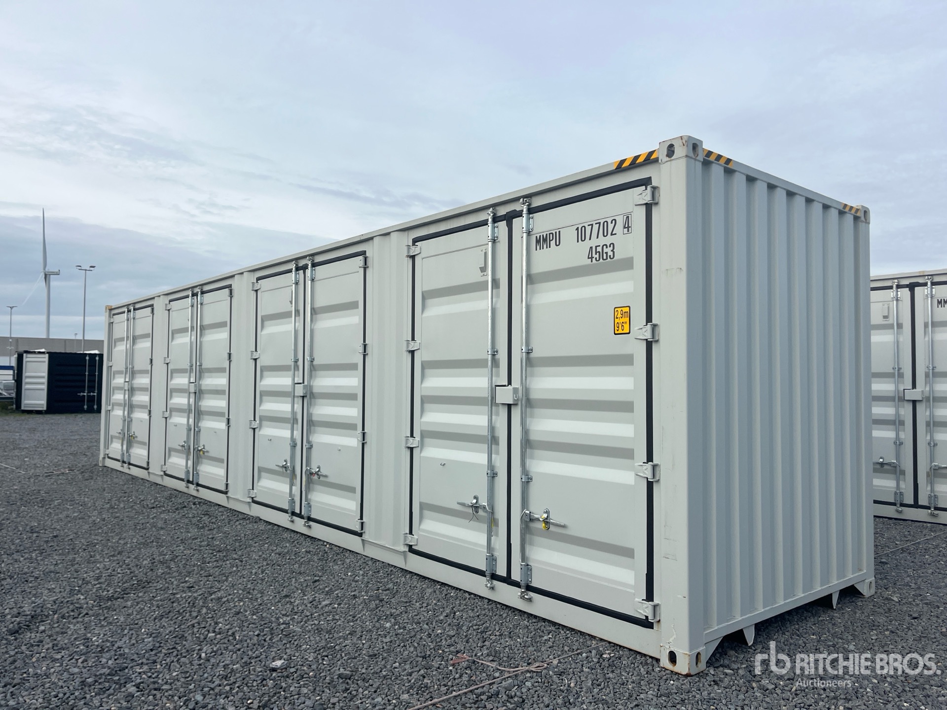 Aspect général with Image, coin arrière gauche