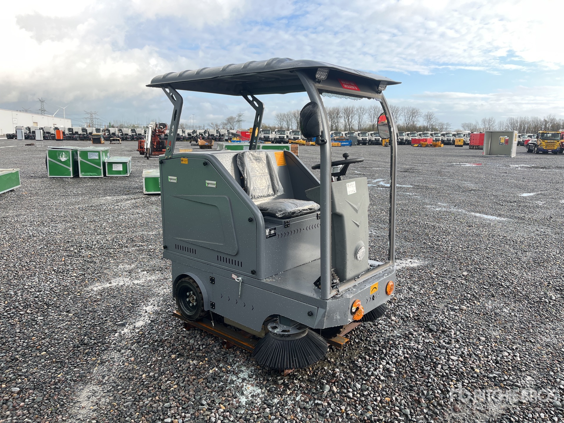 General Appearance with Picture, Right Front Corner