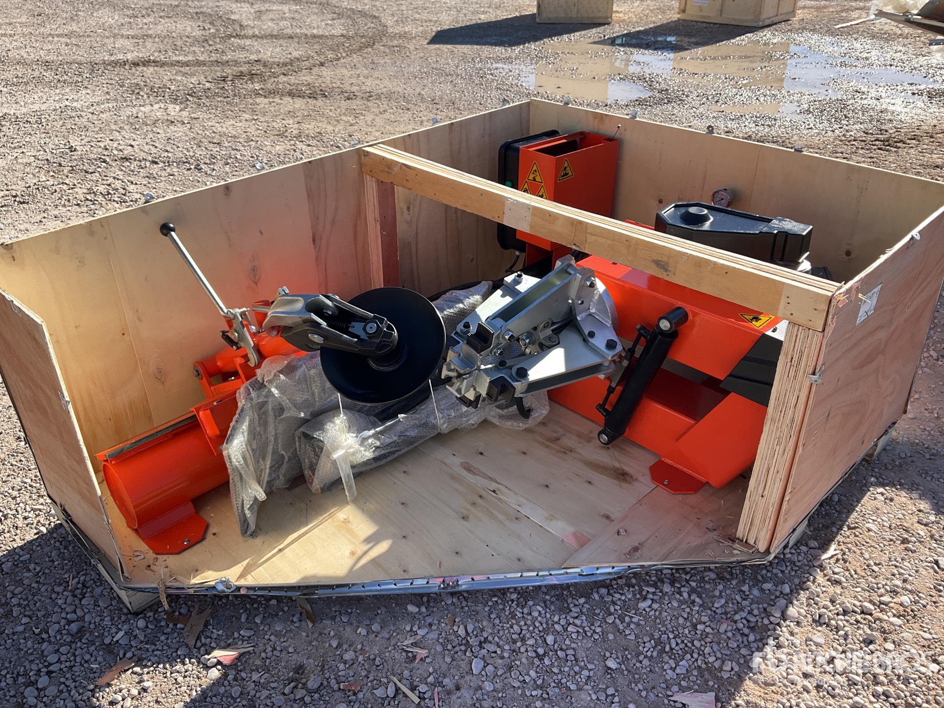 General Appearance with Picture, Left Front Corner