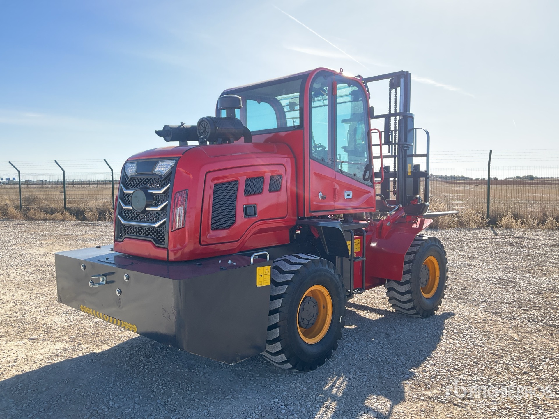 General Appearance with Picture, Right Rear Corner