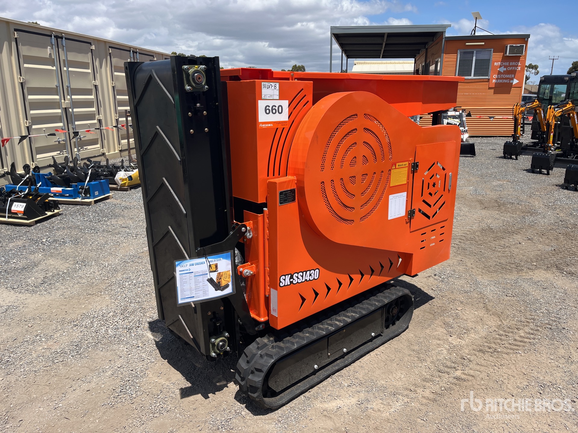 General Appearance with Picture, Left Front Corner