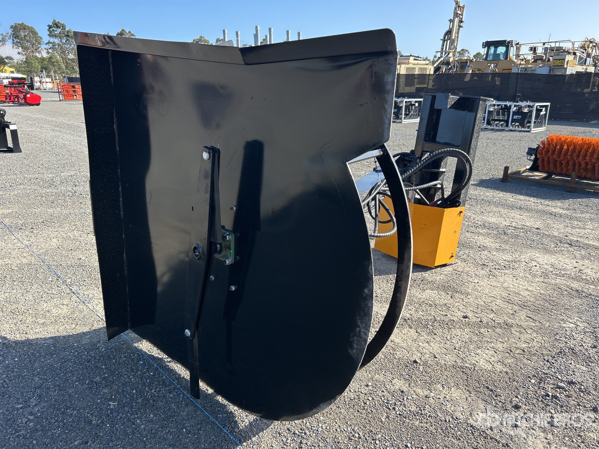 General Appearance with Image, coin avant gauche