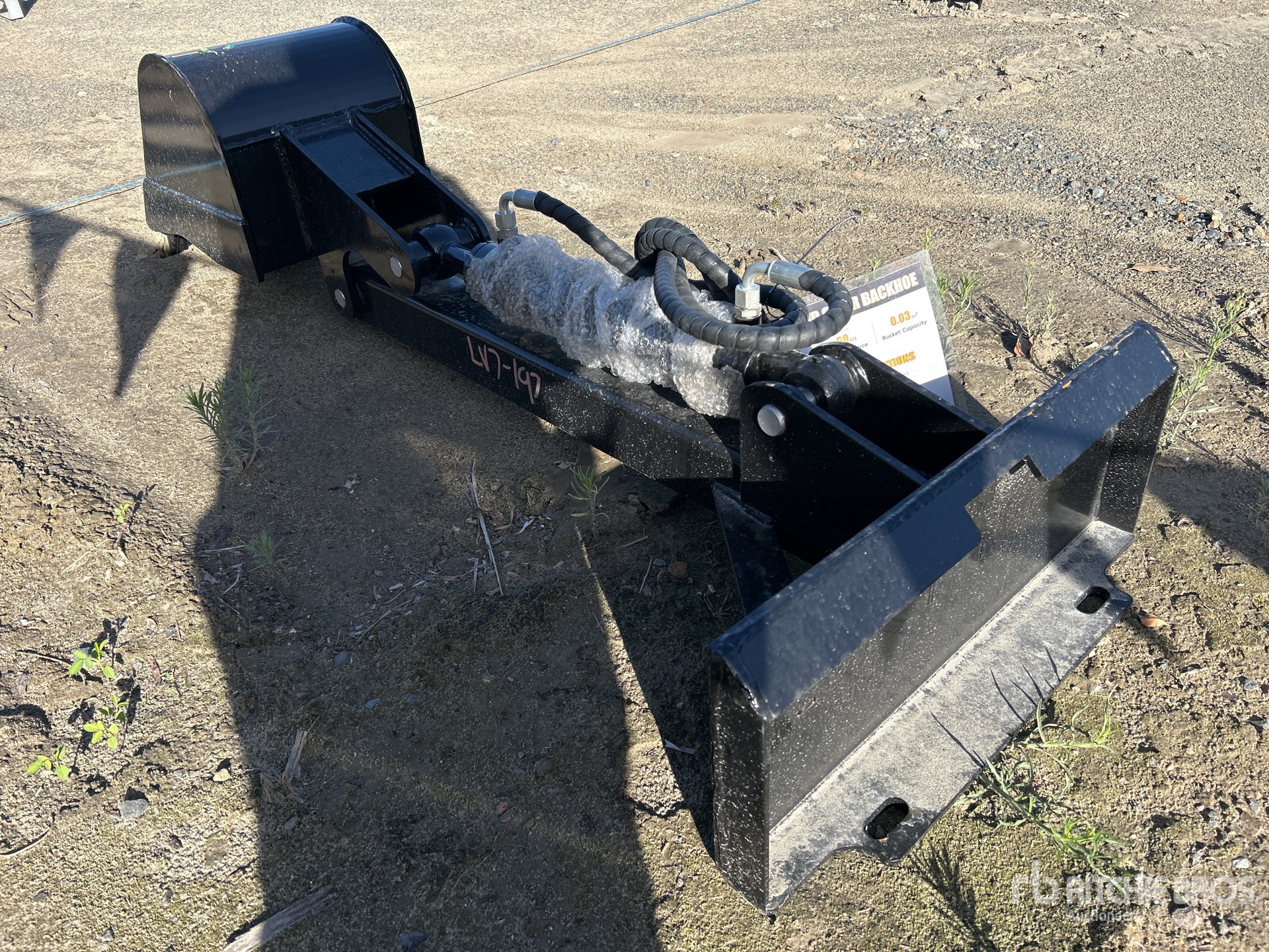 General Appearance with Picture, Left Rear Corner