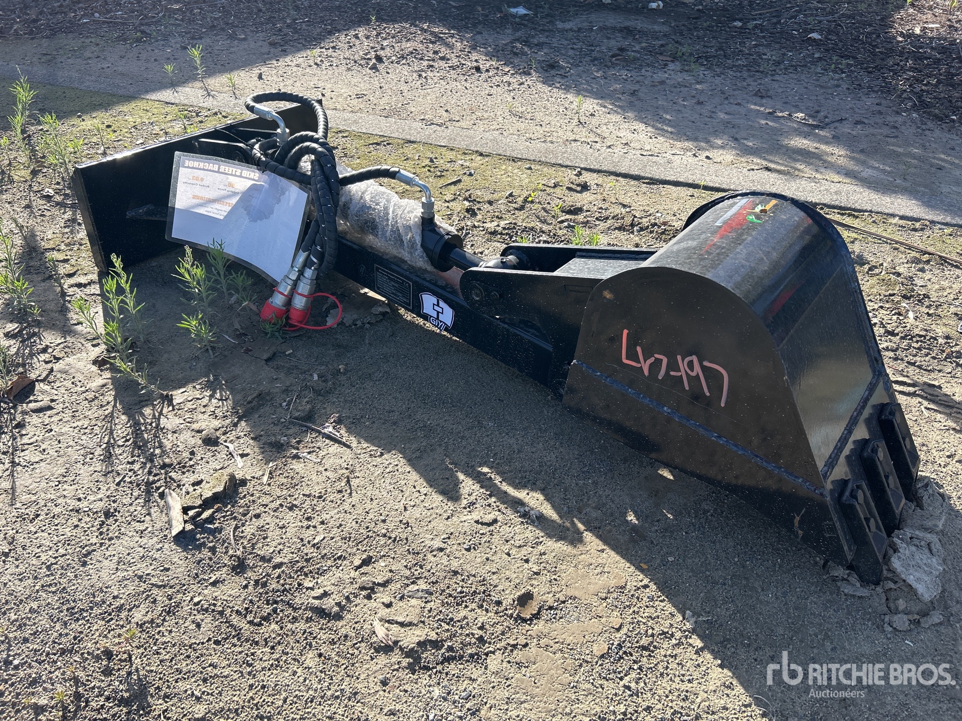 General Appearance with Picture, Right Front Corner