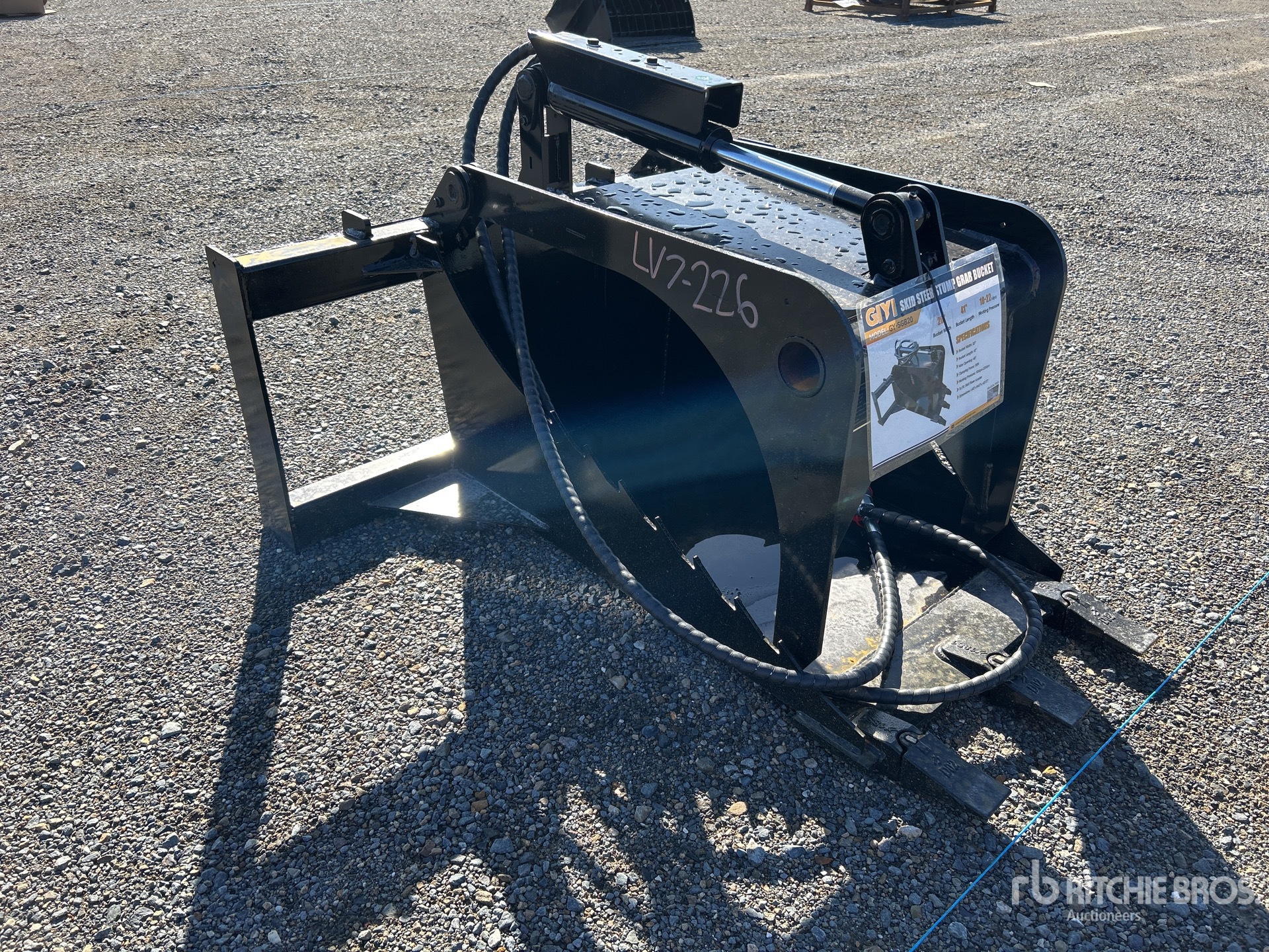 General Appearance with Picture, Right Front Corner