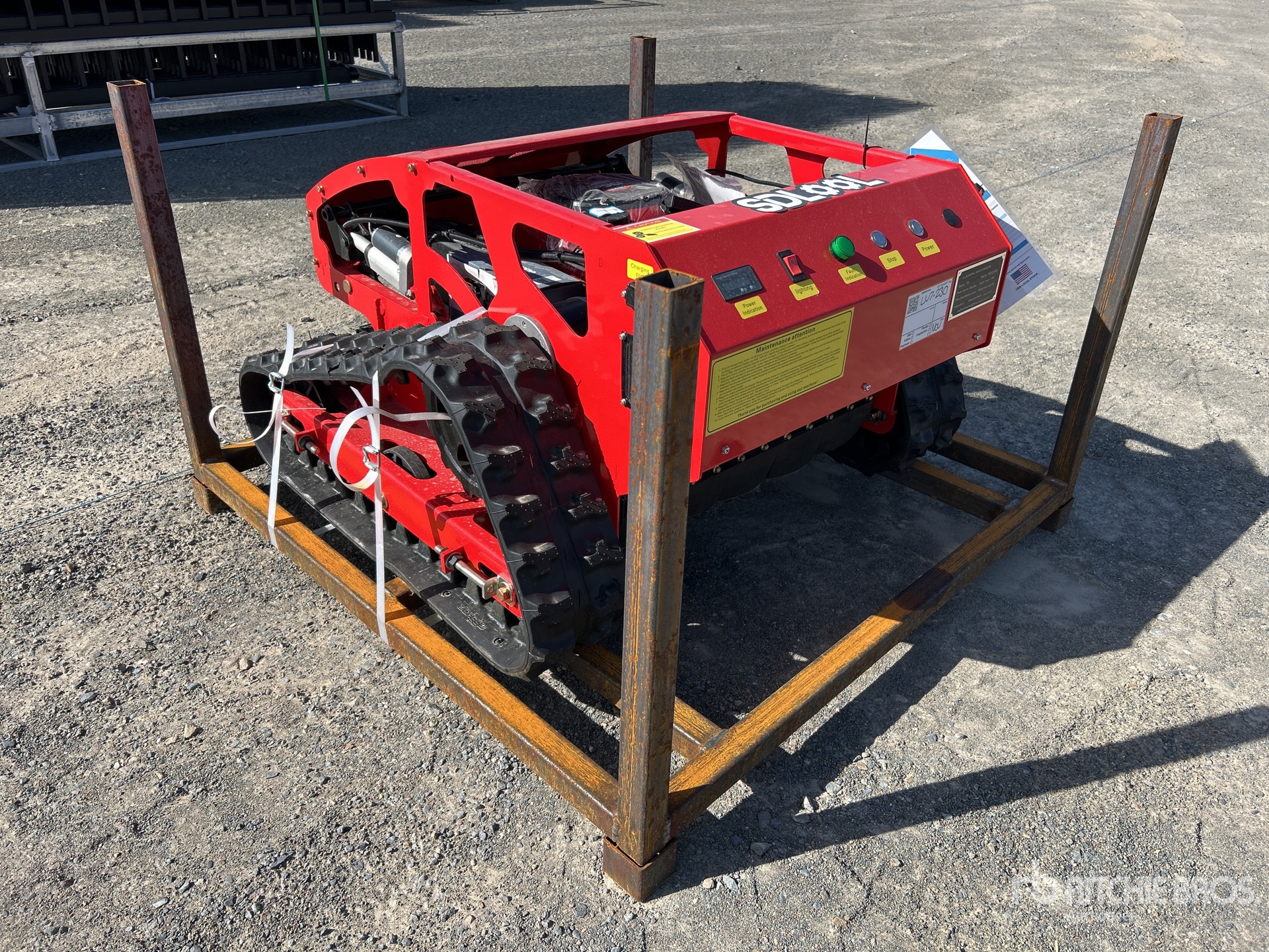 General Appearance with Picture, Left Rear Corner