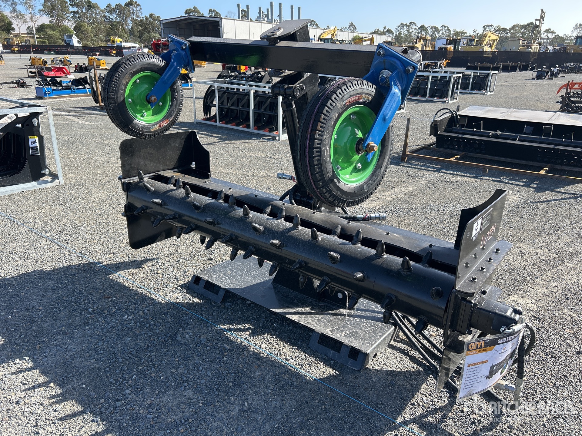 General Appearance with Picture, Left Front Corner