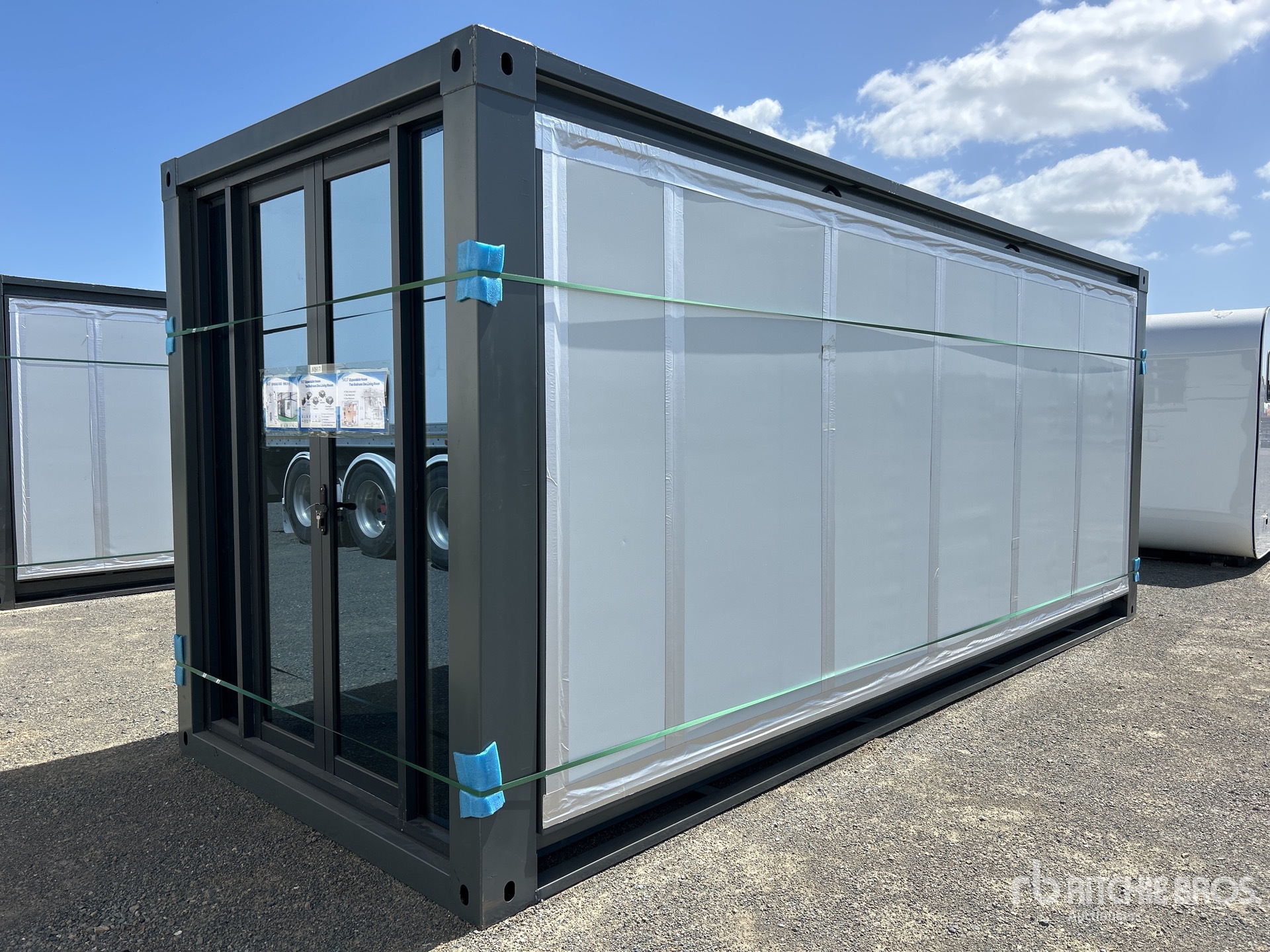 General Appearance with Picture, Left Front Corner