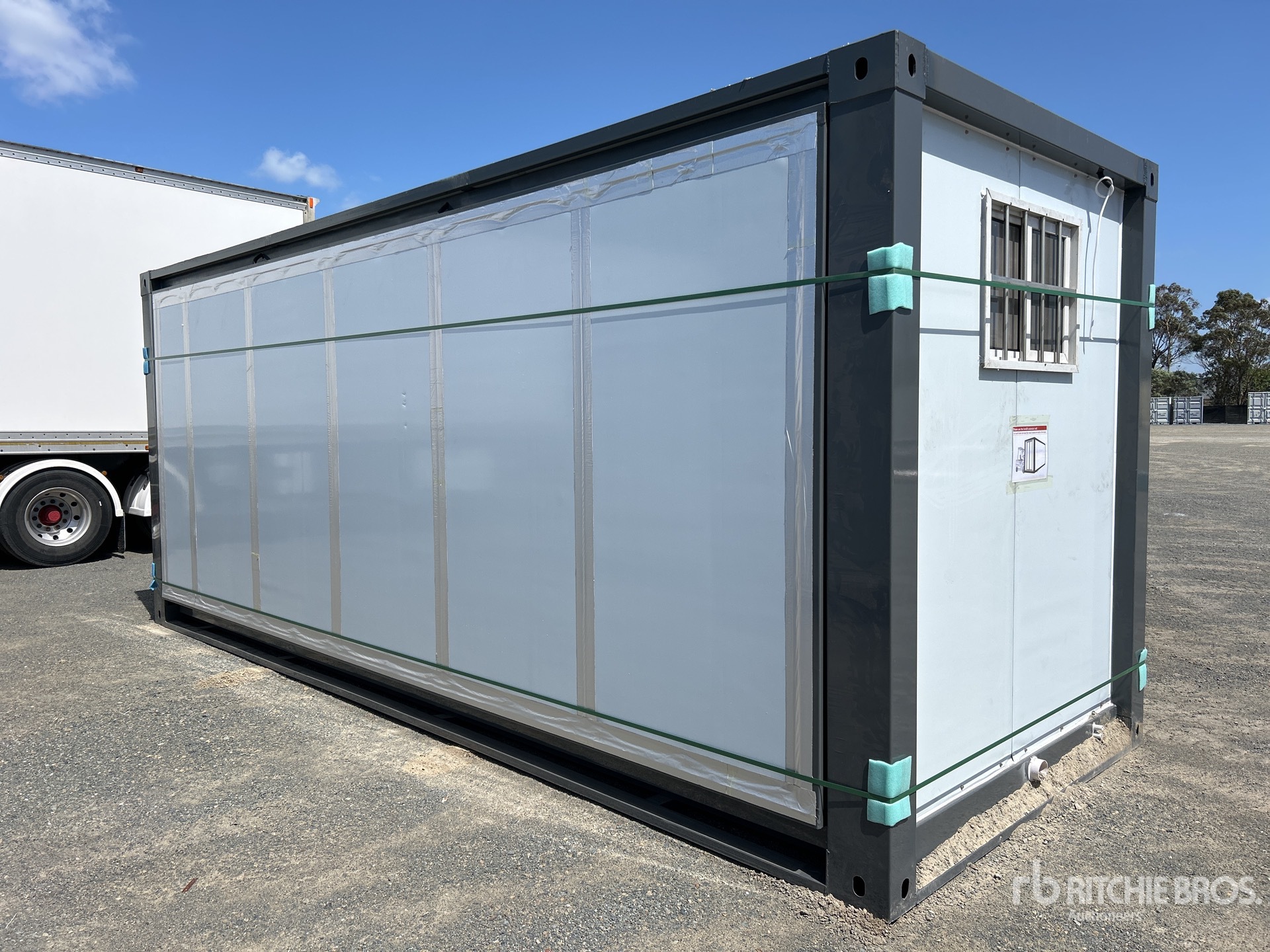 General Appearance with Picture, Left Rear Corner