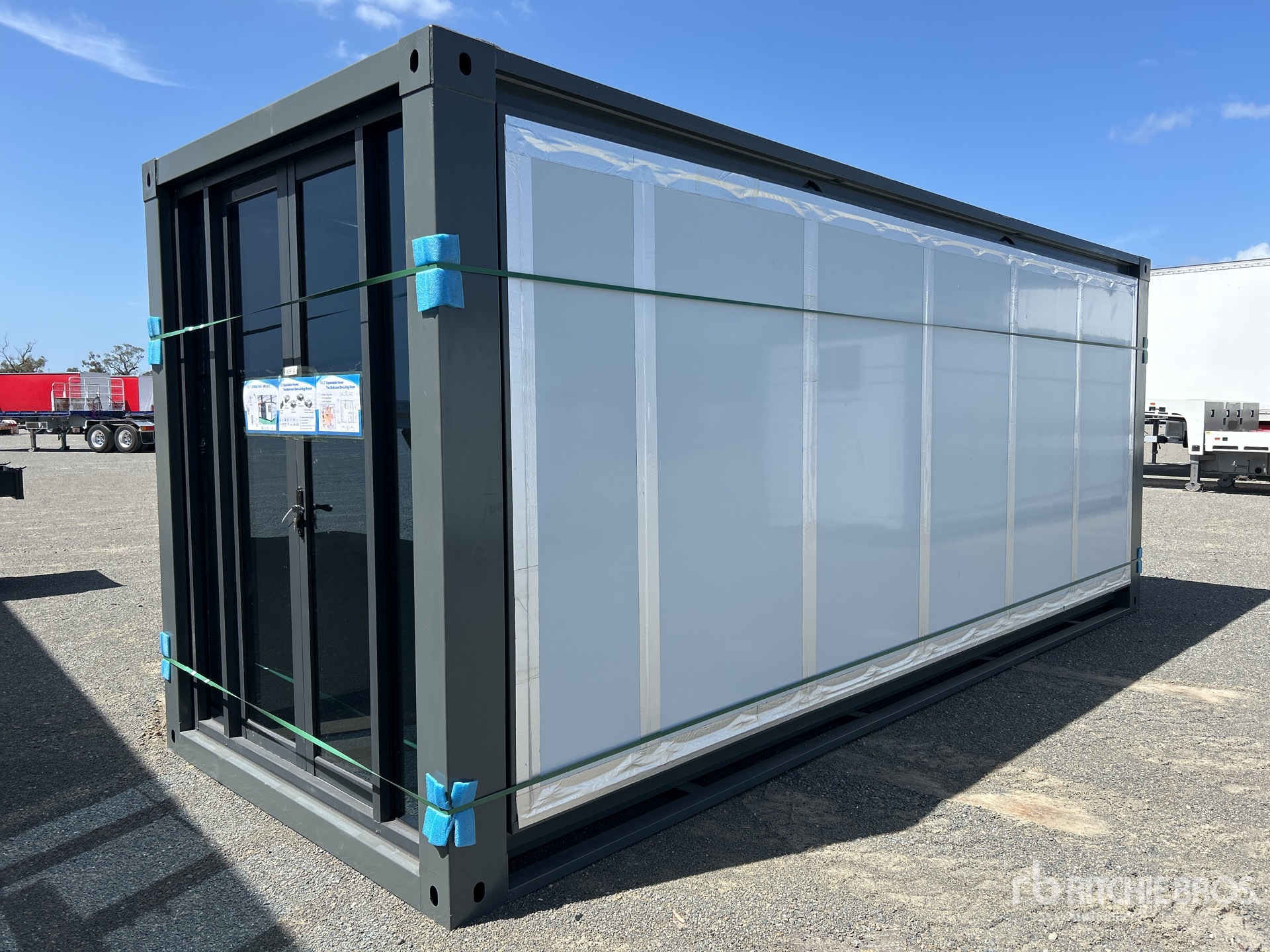 General Appearance with Picture, Left Front Corner