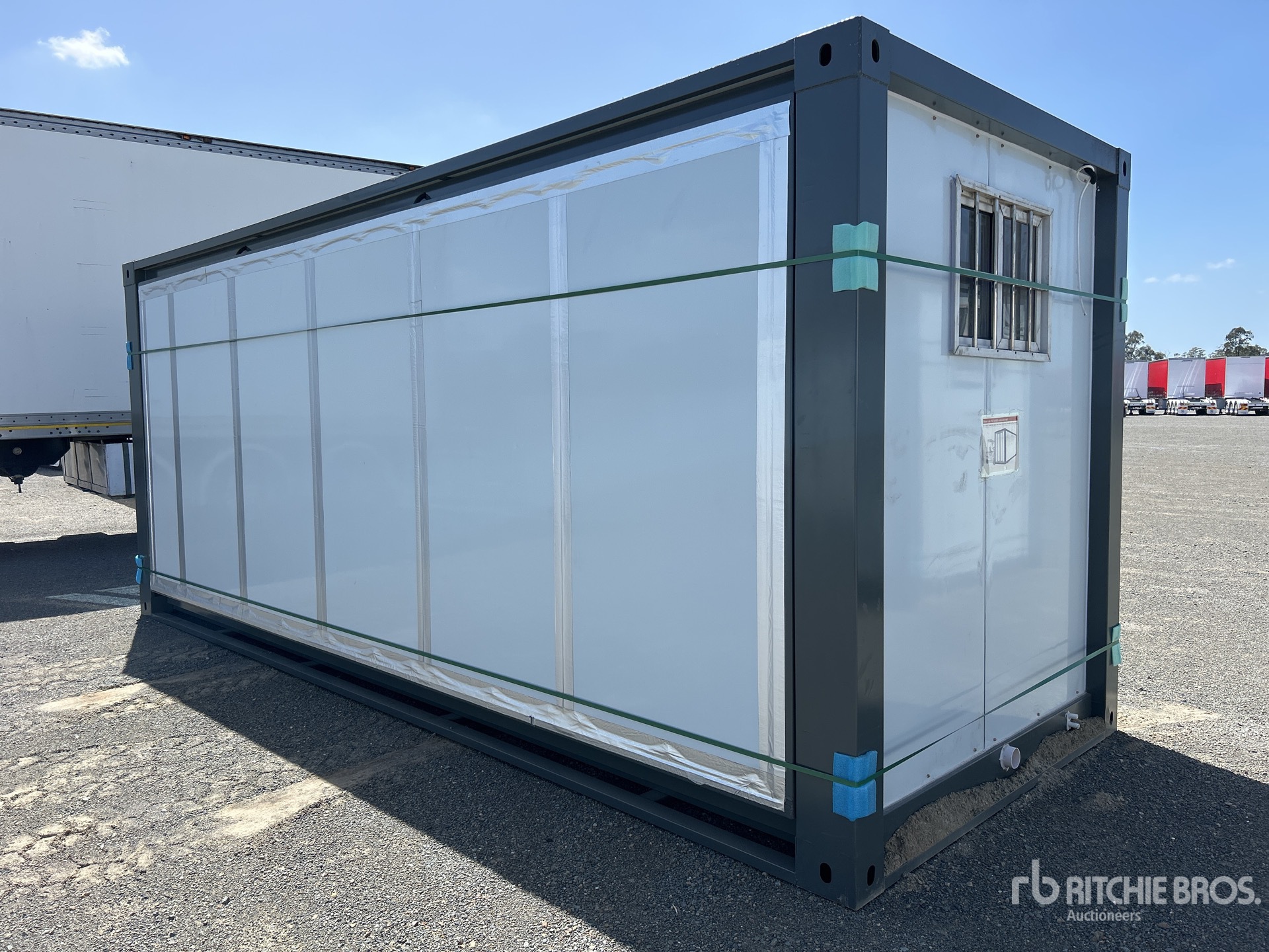 General Appearance with Picture, Left Rear Corner