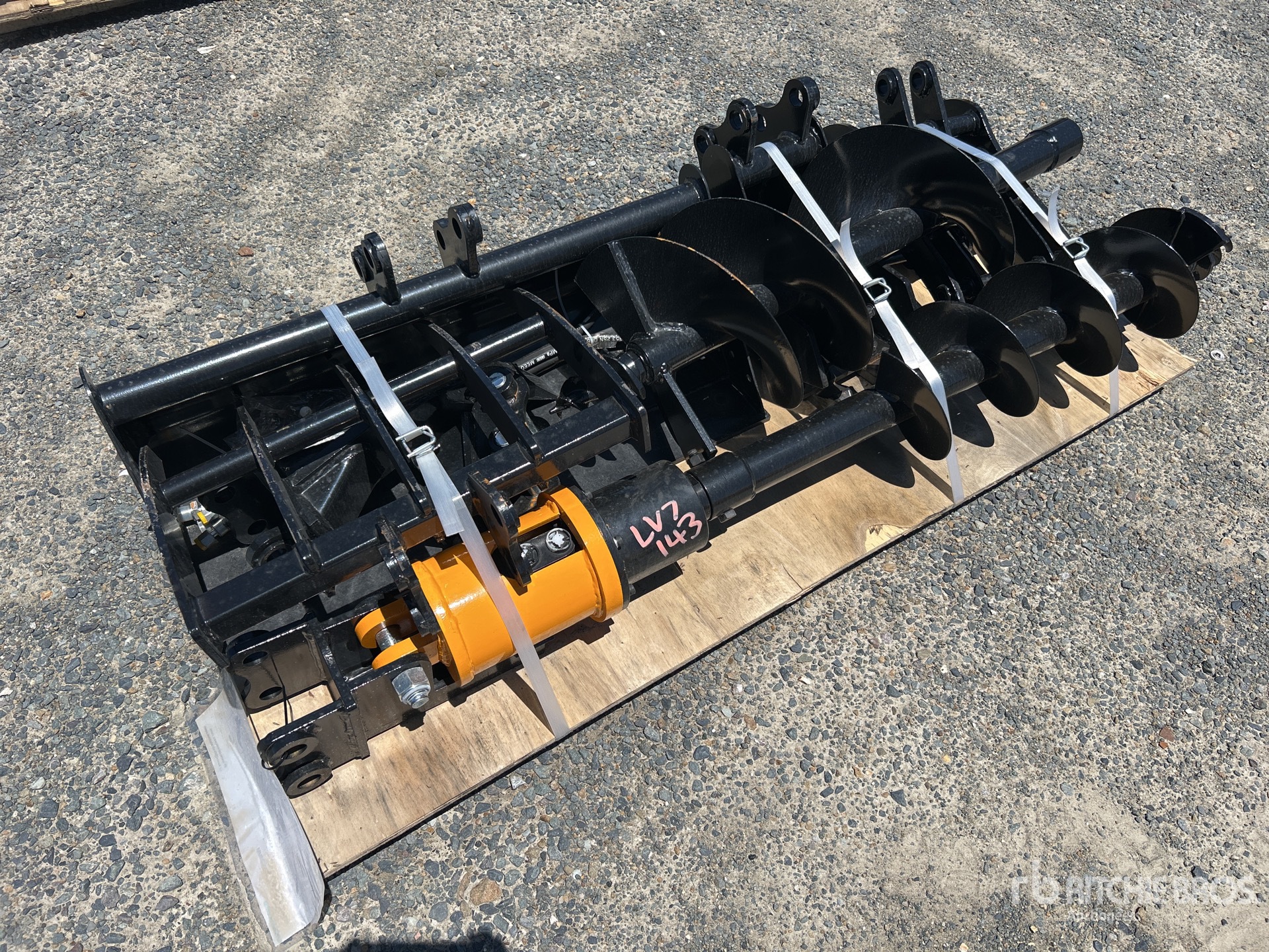 General Appearance with Foto, angolo posteriore sinistro