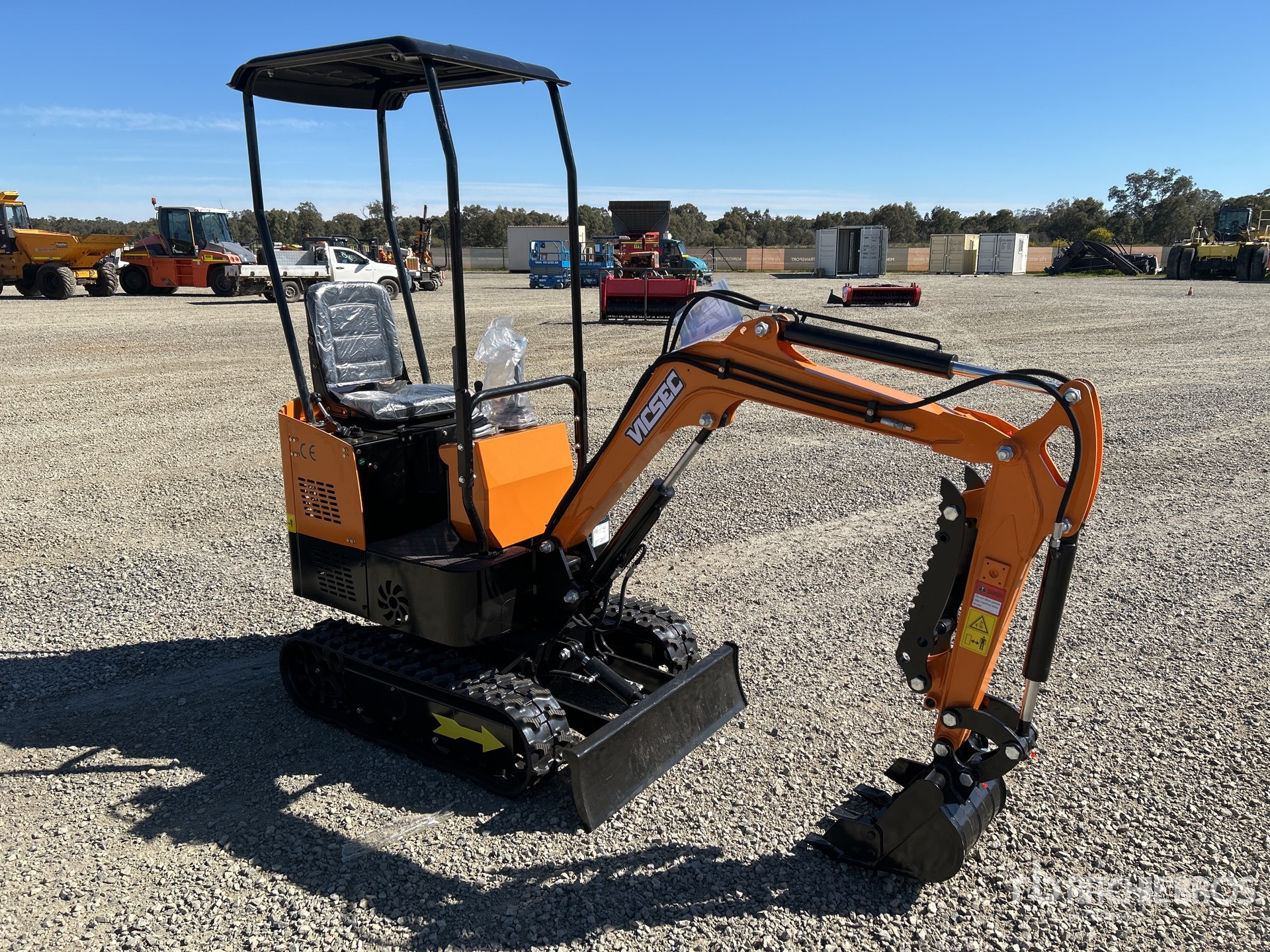 General Appearance with Picture, Right Front Corner