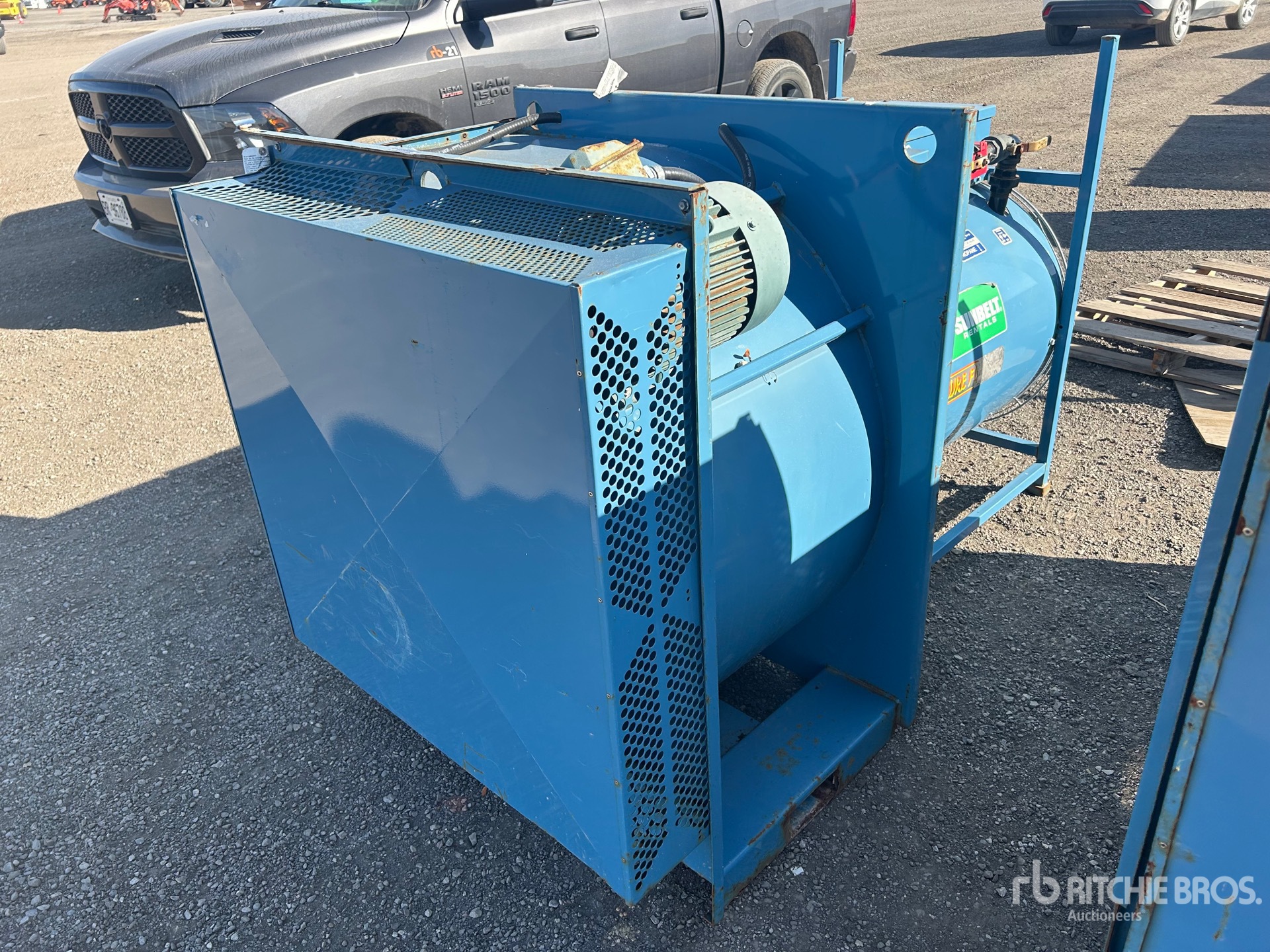 General Appearance with Picture, Right Rear Corner