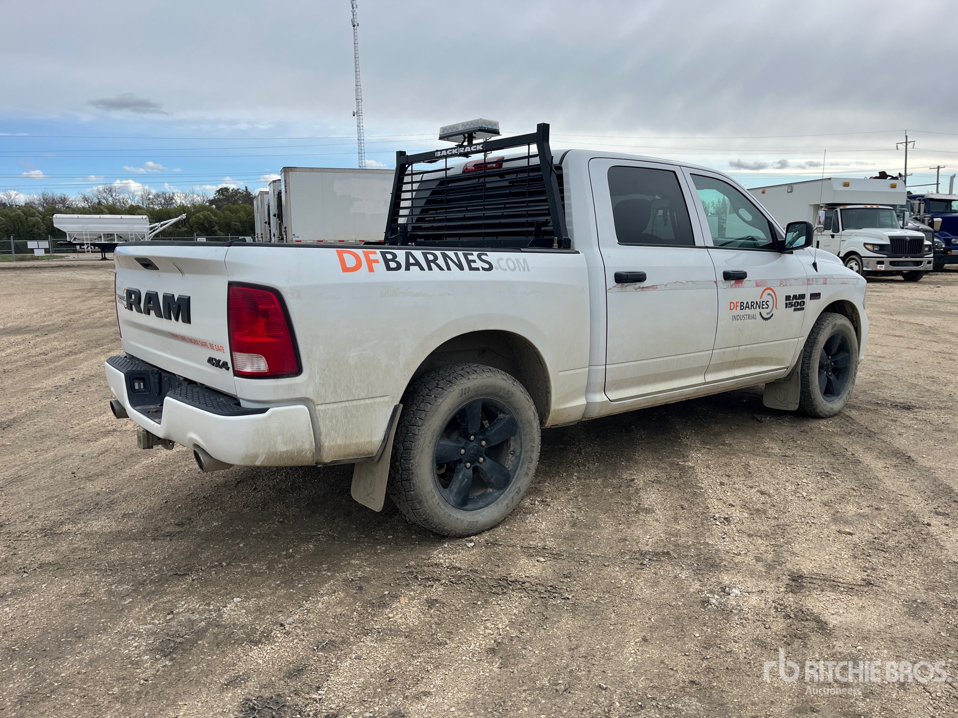General Appearance with Picture, Right Rear Corner