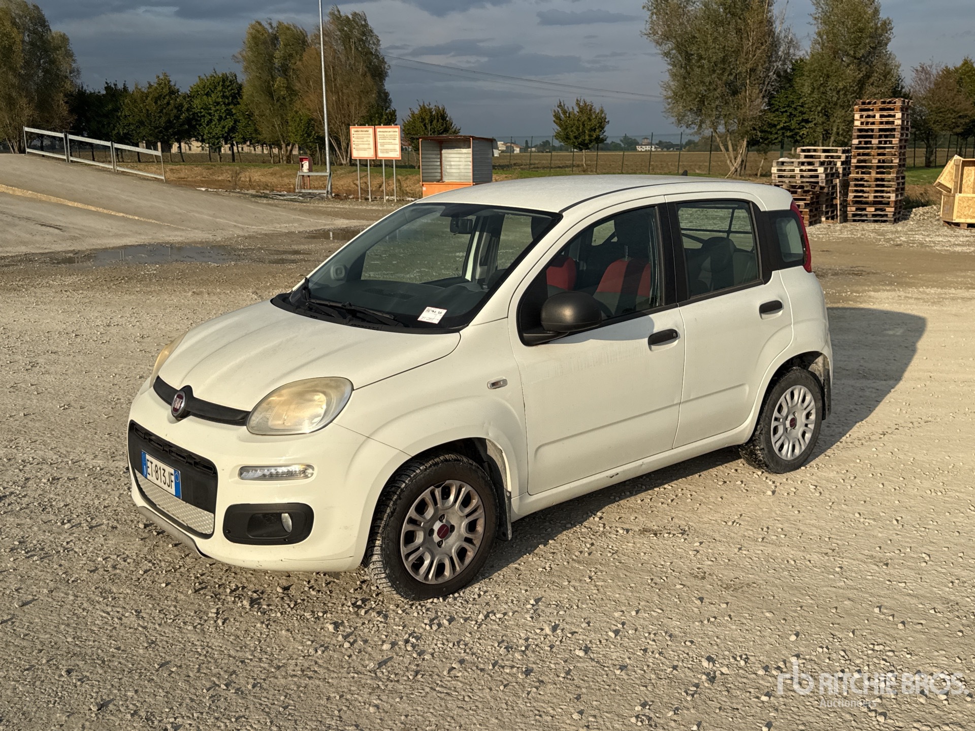 General Appearance with Imagen: esquina delantera izquierda