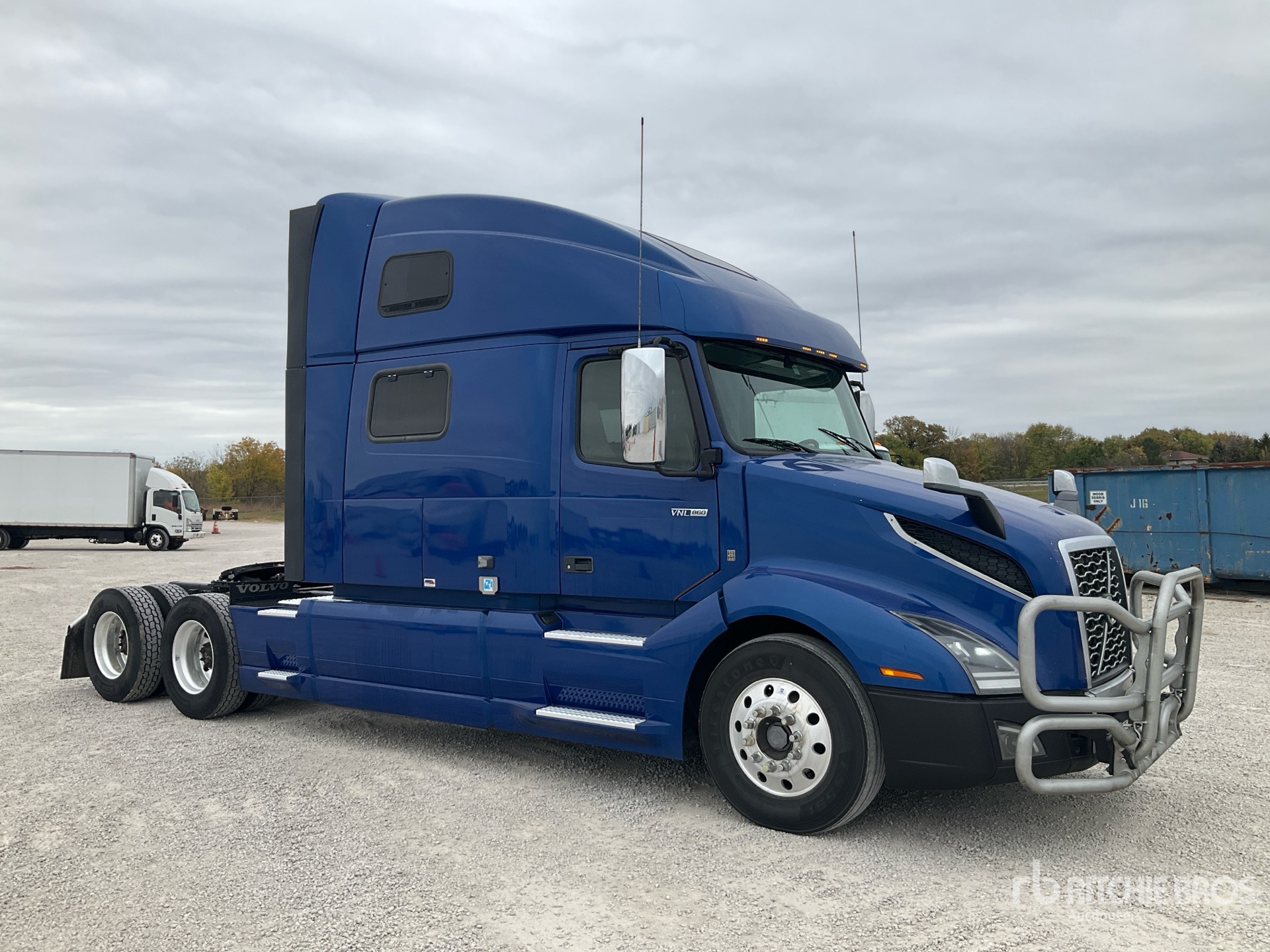 General Appearance with Image, coin avant droit