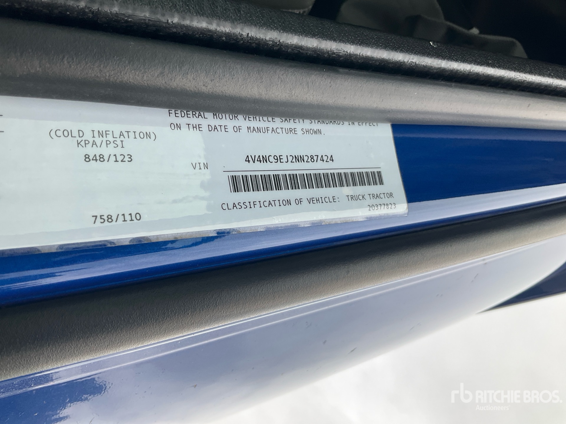 General Appearance with Numéro de série/Numéro d'identification du véhicule automobile