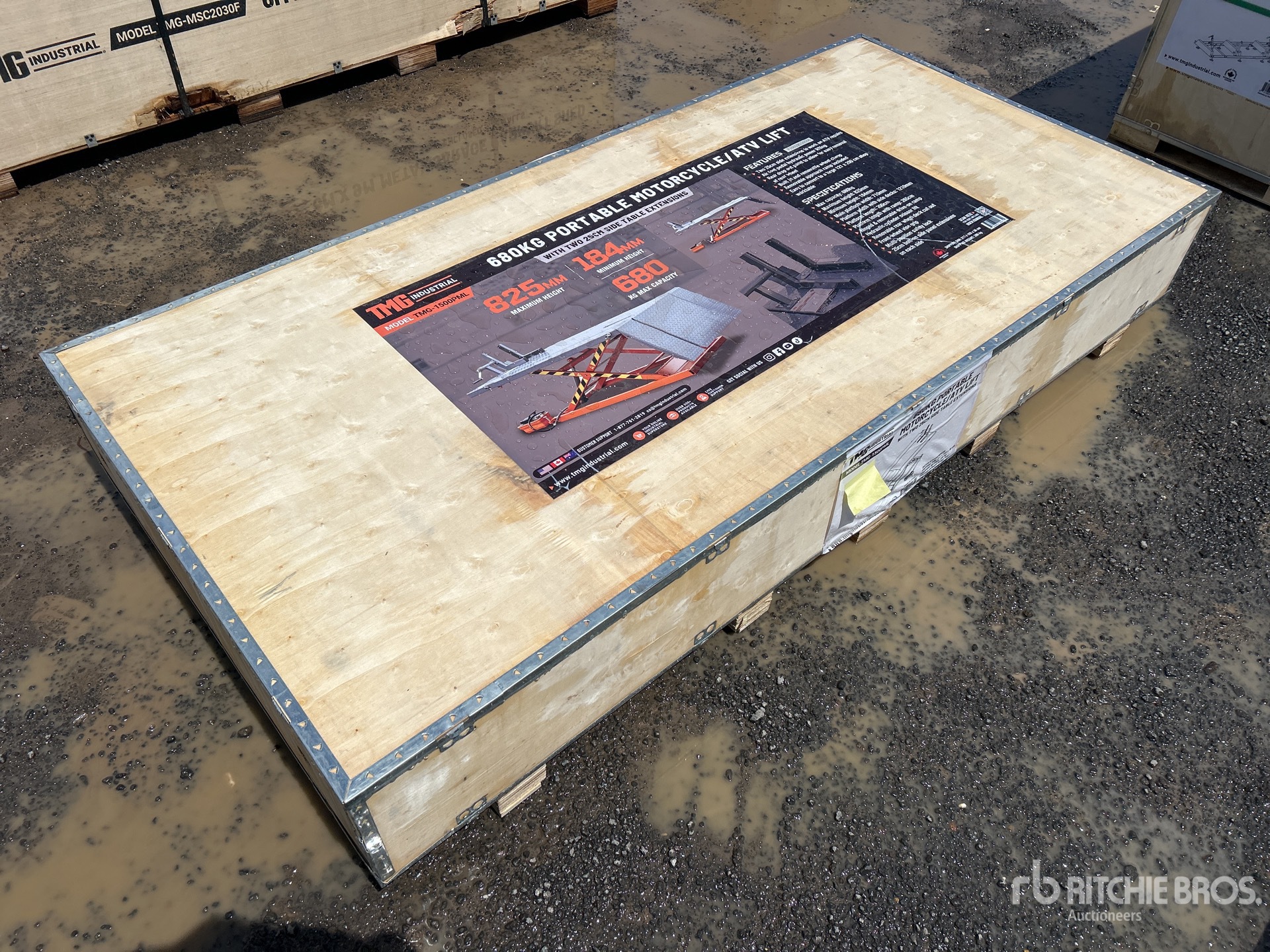 General Appearance with Picture, Right Front Corner