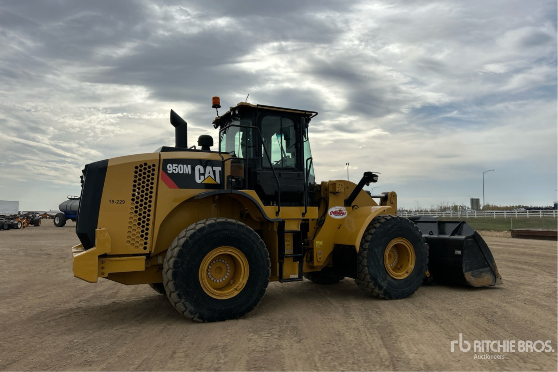 General Appearance with Picture, Right Rear Corner