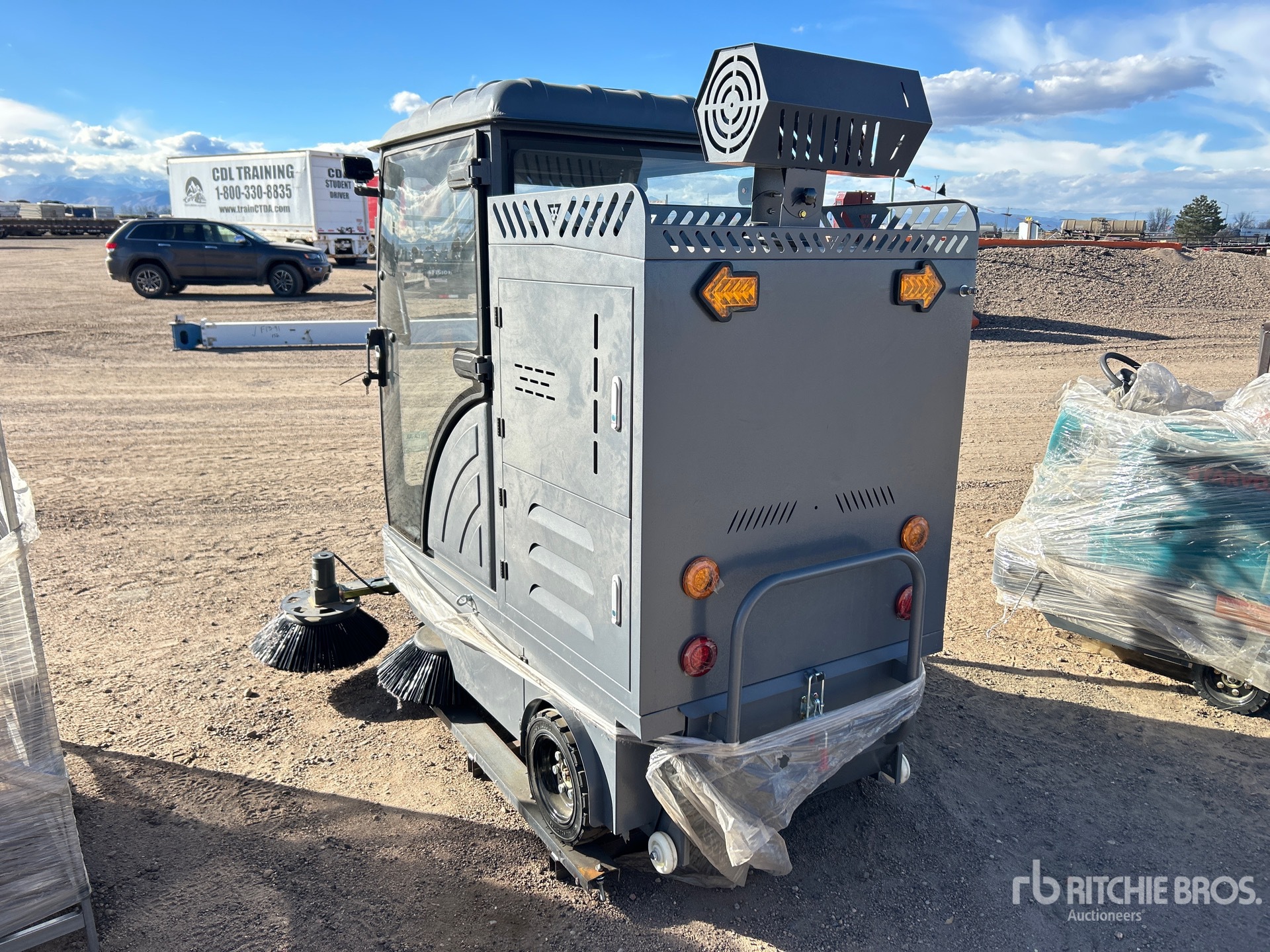 General Appearance with Picture, Left Rear Corner