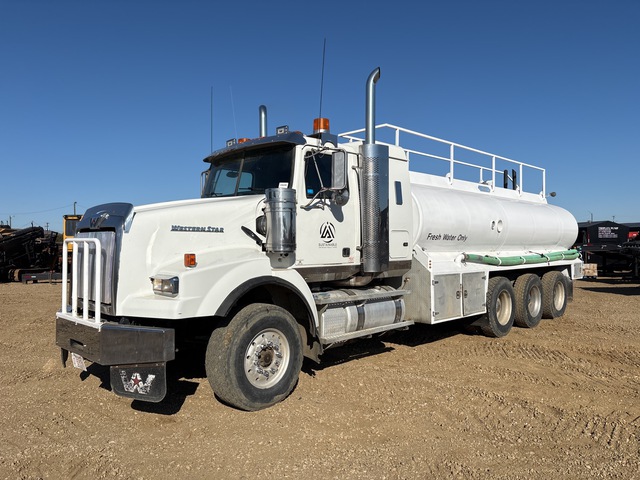 2012 Western Star 4900SA 19080 L 8x6 Sleeper Water Truck