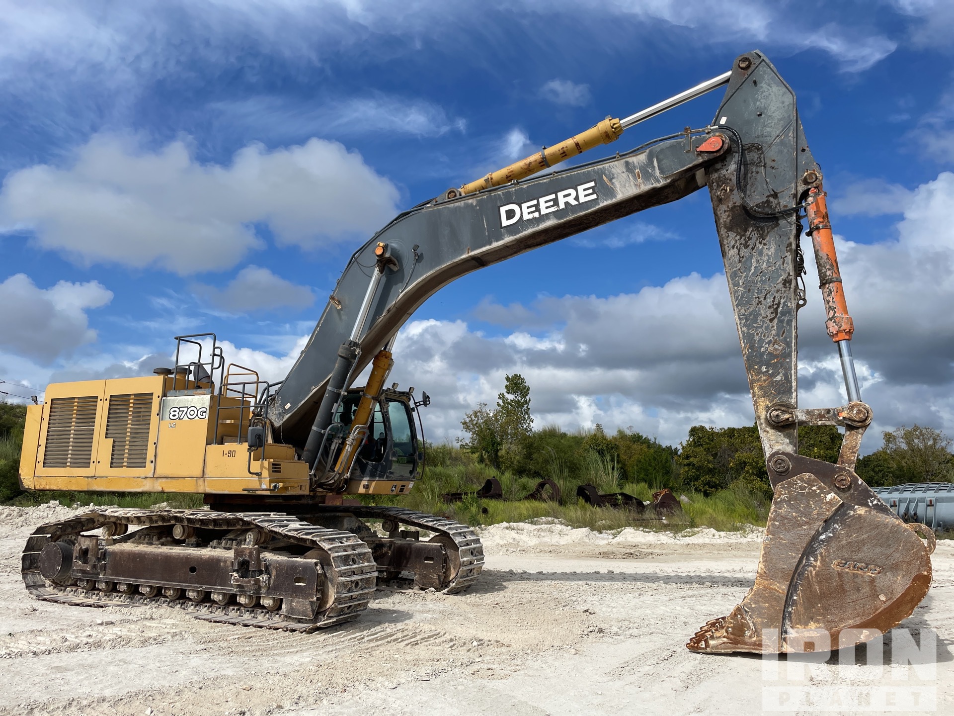 General Appearance with Bild, Ecke vorne rechts