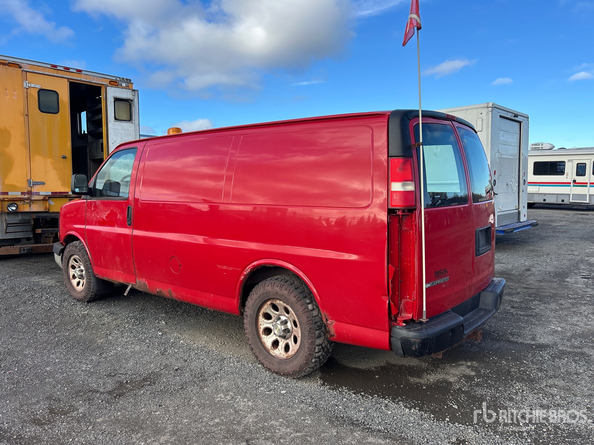 General Appearance with Picture, Left Rear Corner