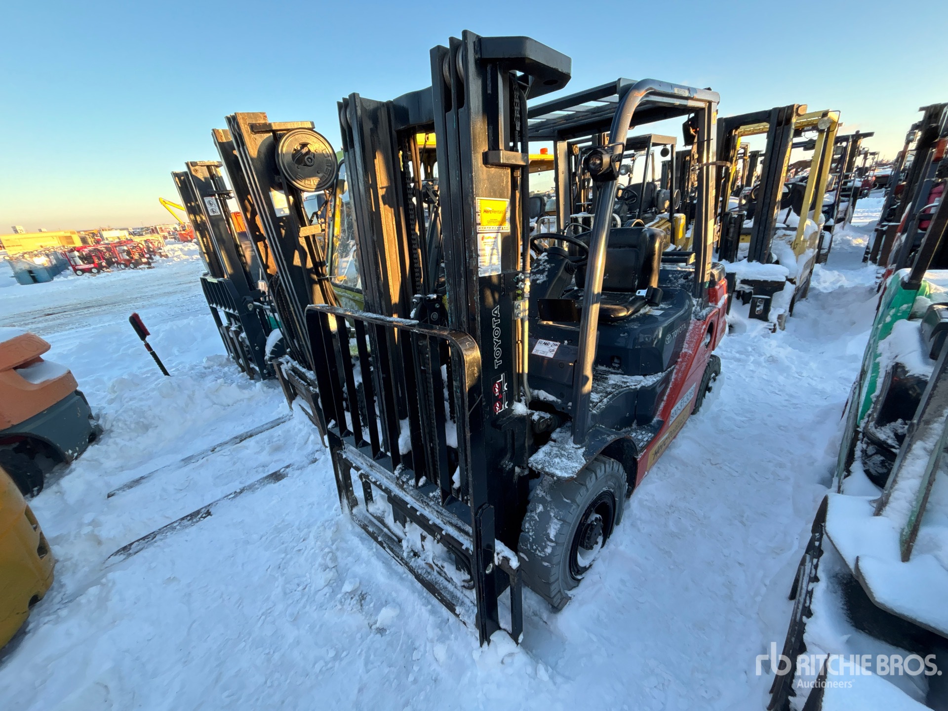 General Appearance with Picture, Right Front Corner