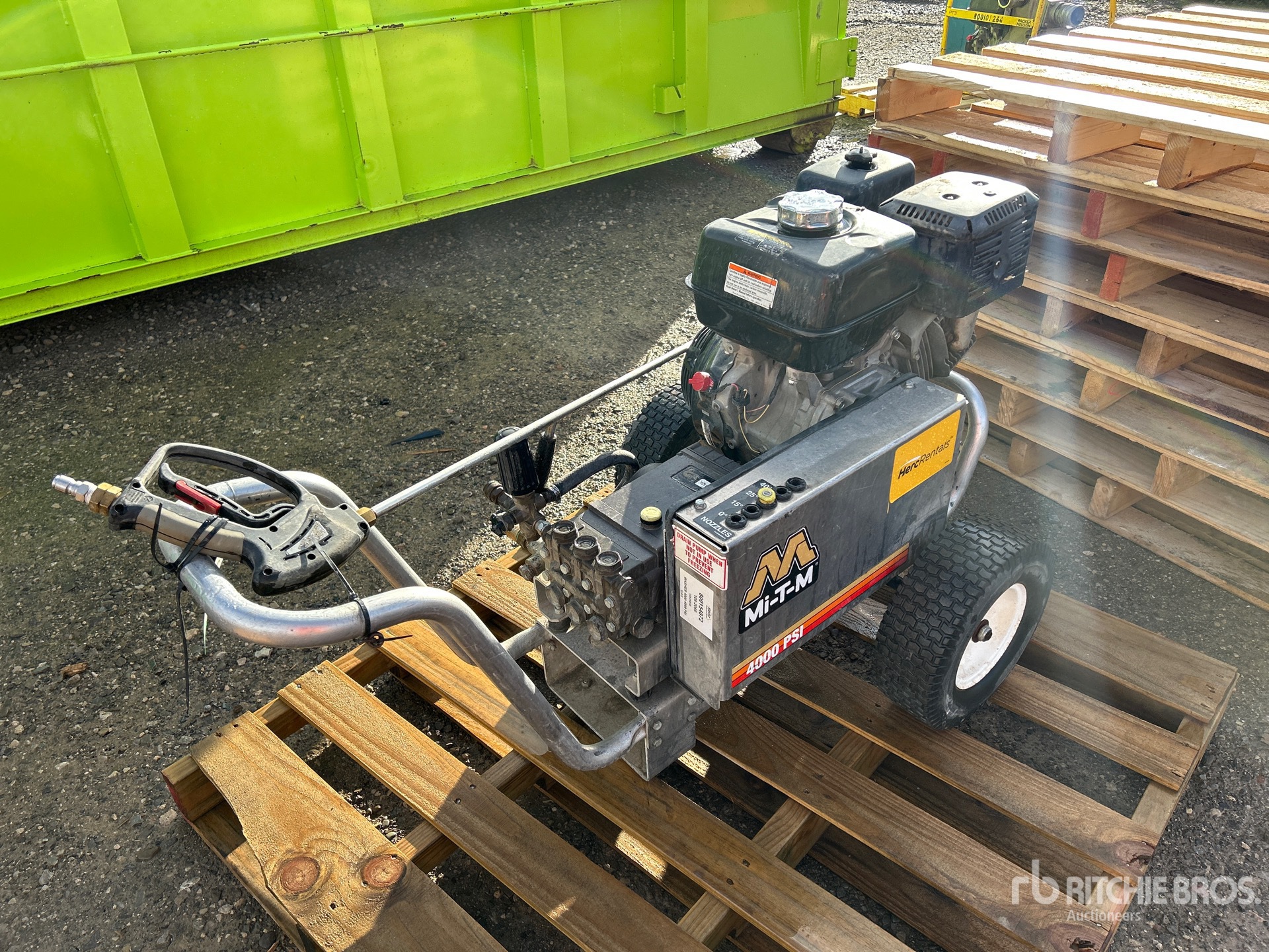 General Appearance with Imagen: esquina trasera derecha