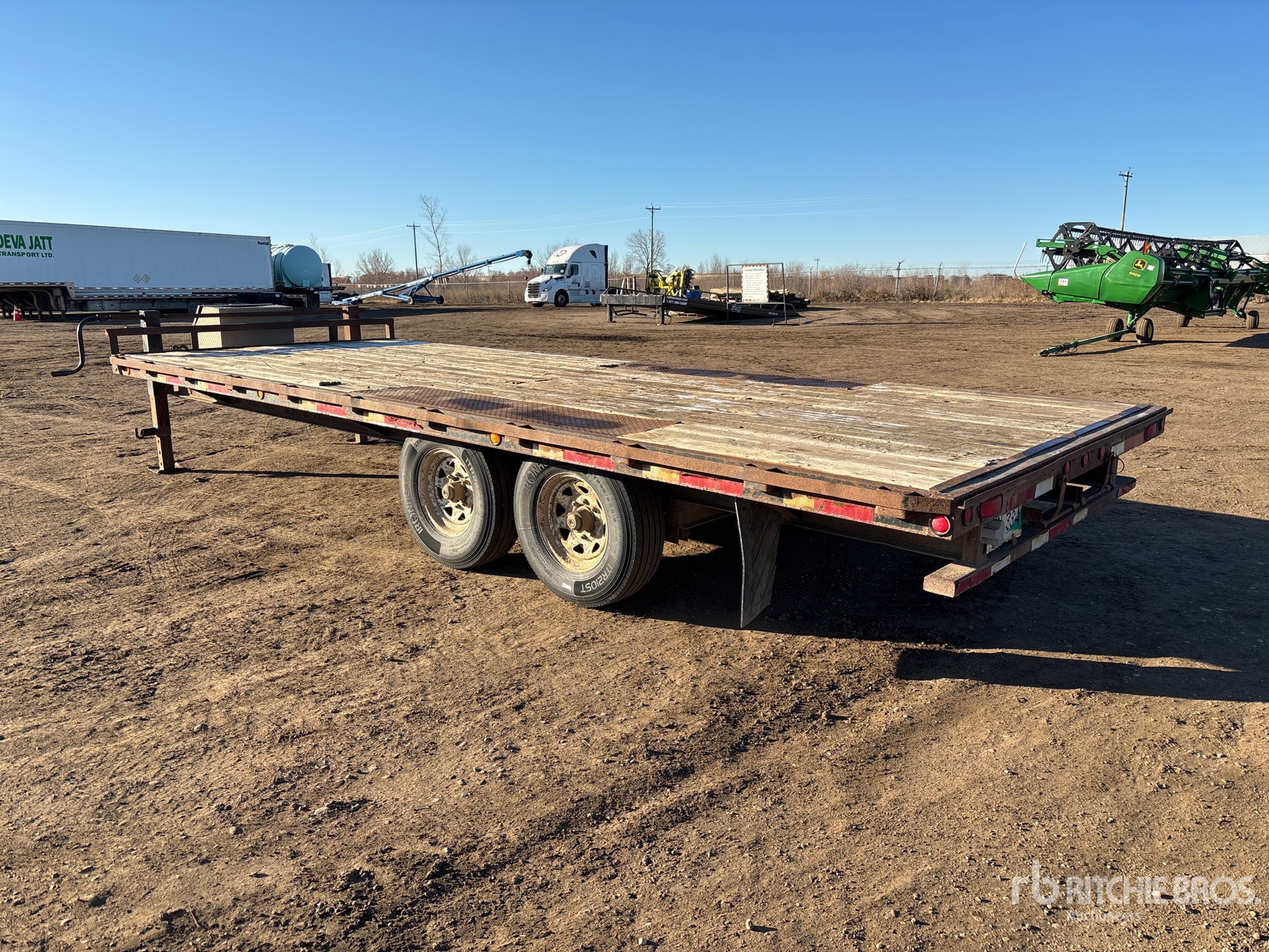 General Appearance with Bild, Ecke hinten links