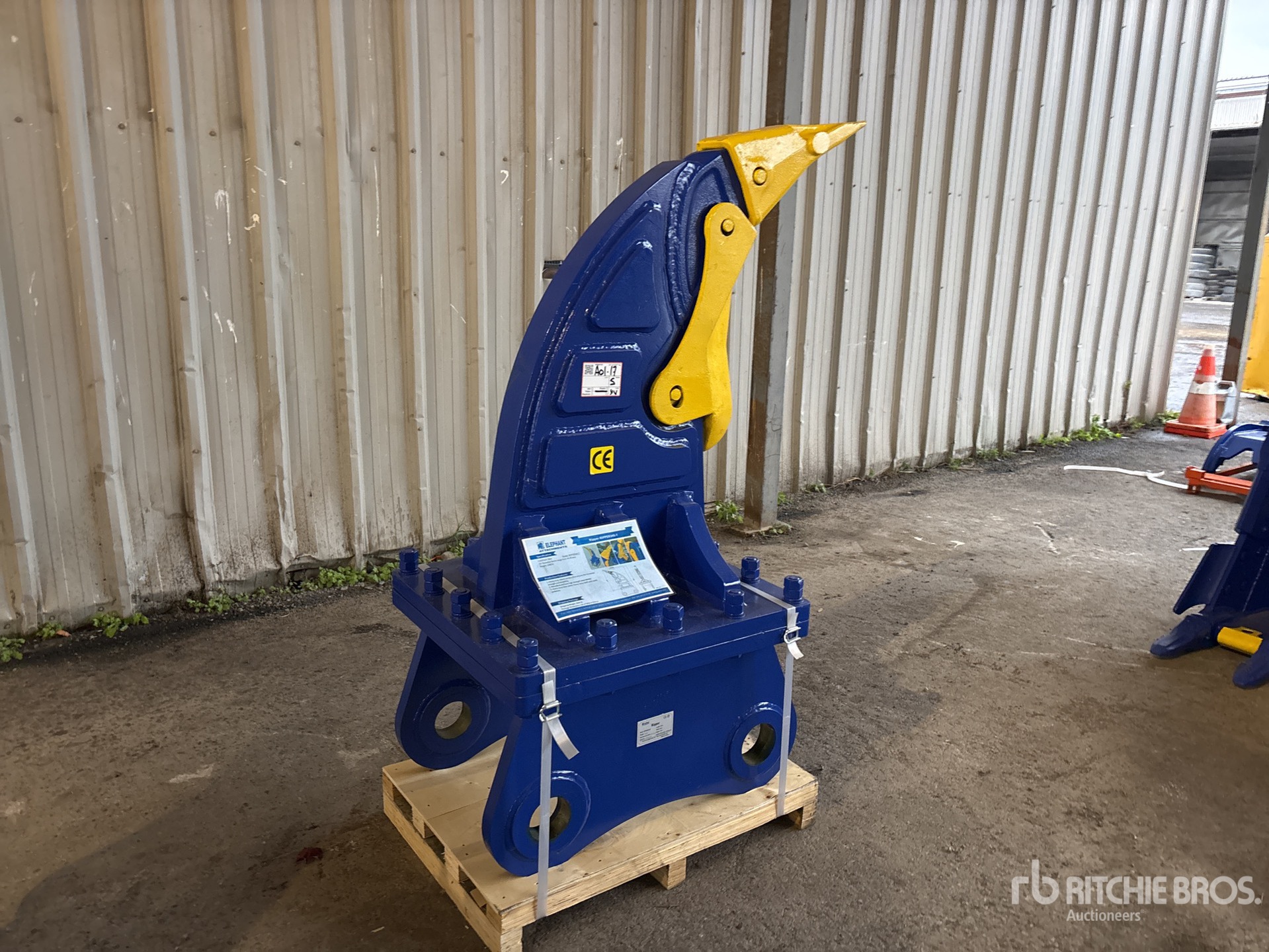 Aspect général with Image, coin arrière droit