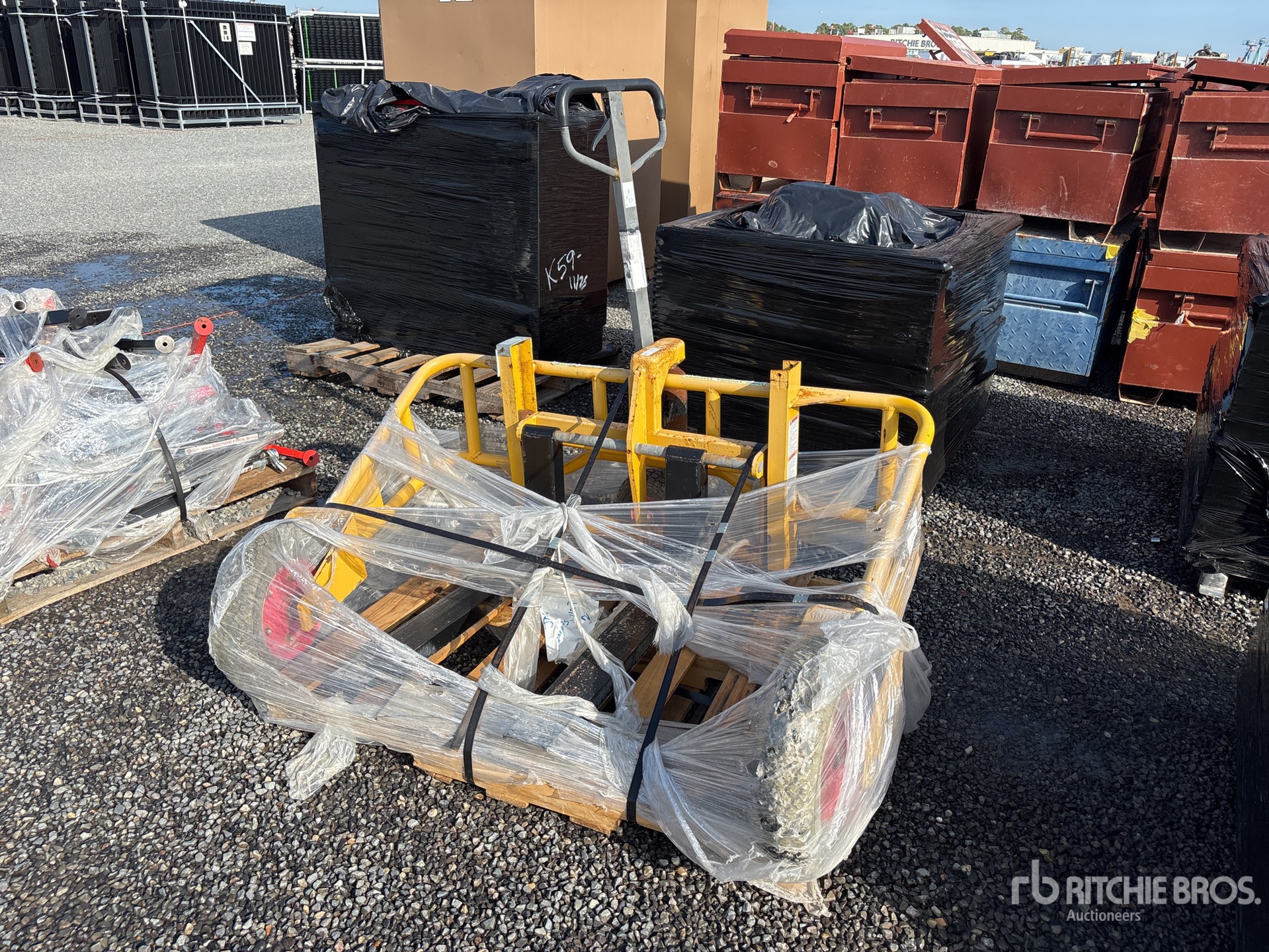 General Appearance with Bild, Ecke hinten links