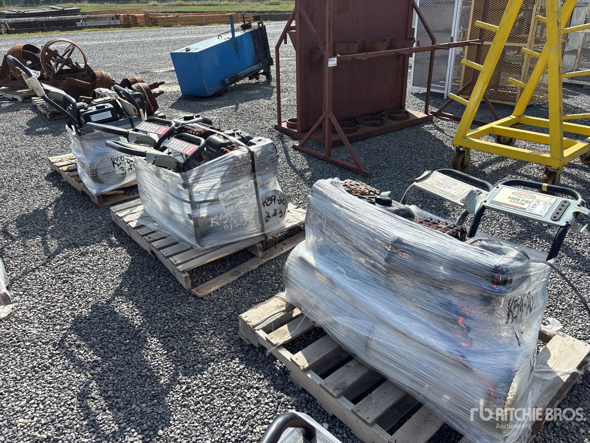 General Appearance with Bild, Ecke vorne rechts