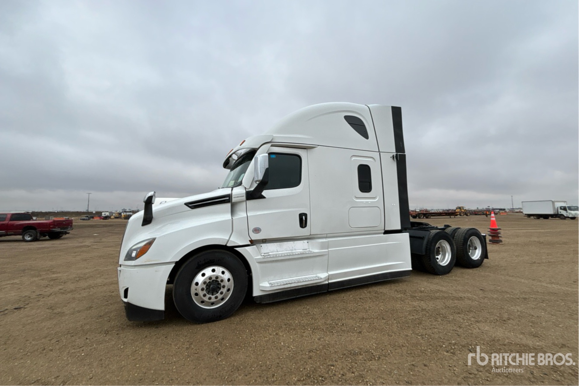 General Appearance with Picture, Left Front Corner