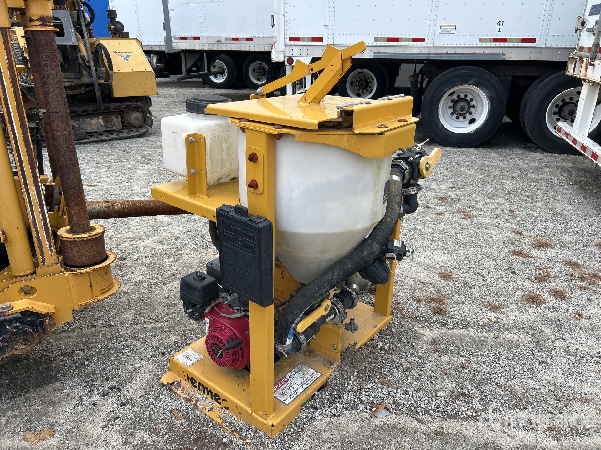 General Appearance with Image, coin arrière droit