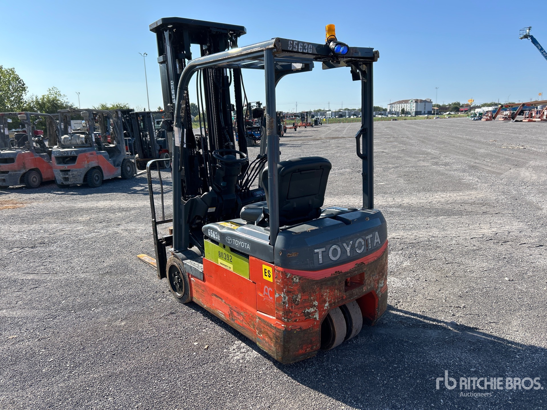 MONTACARGAS ELéCTRICO 2021 TOYOTA 8FBE20U