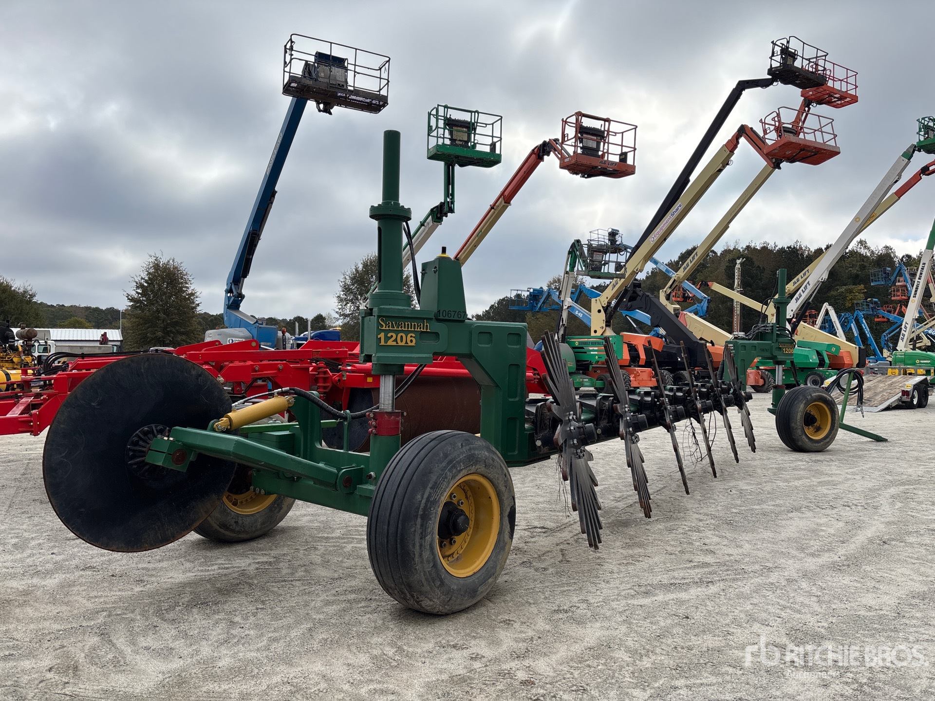 General Appearance with Bild, Ecke hinten rechts