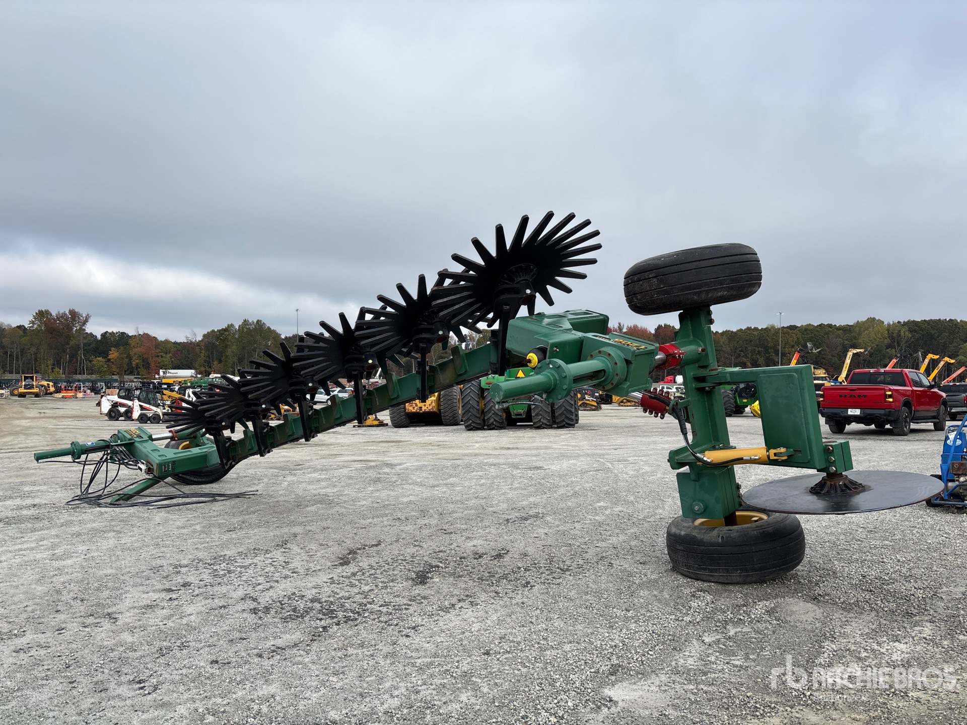 General Appearance with Bild, Ecke hinten links