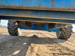 Undercarriage with 