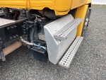 4 Underbody - Truck with 