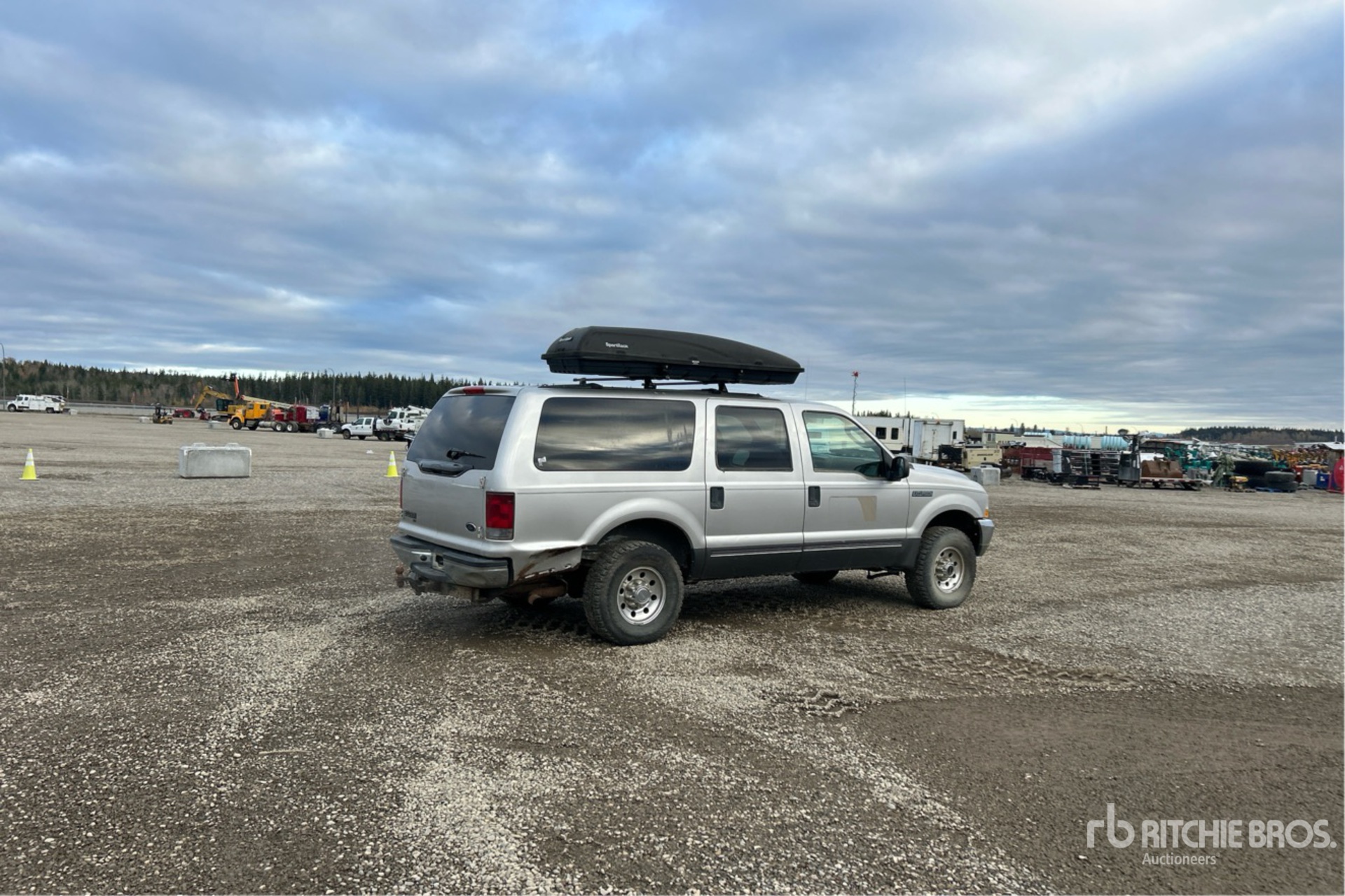 General Appearance with Picture, Right Rear Corner