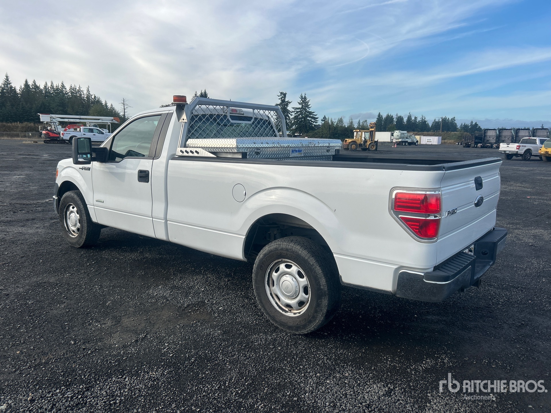 General Appearance with Picture, Left Rear Corner